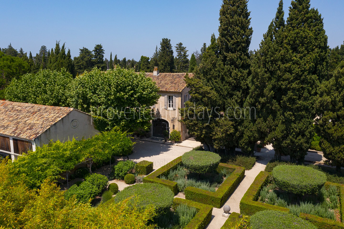 56 - Mas des Étoiles: Villa: Exterior