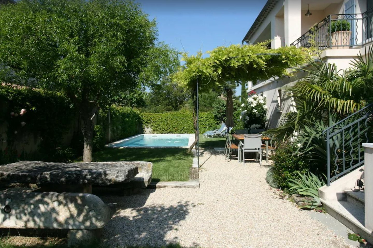 14 - Villa Alpilles: Villa: Exterior