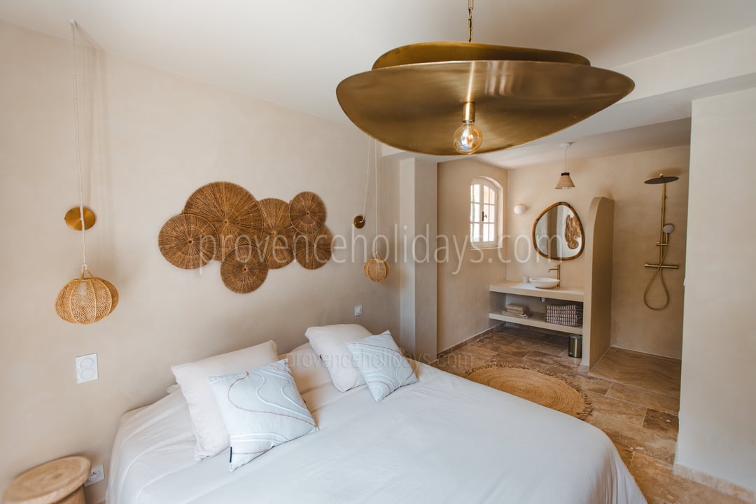 29 - Villa Adeline: Villa: Bedroom