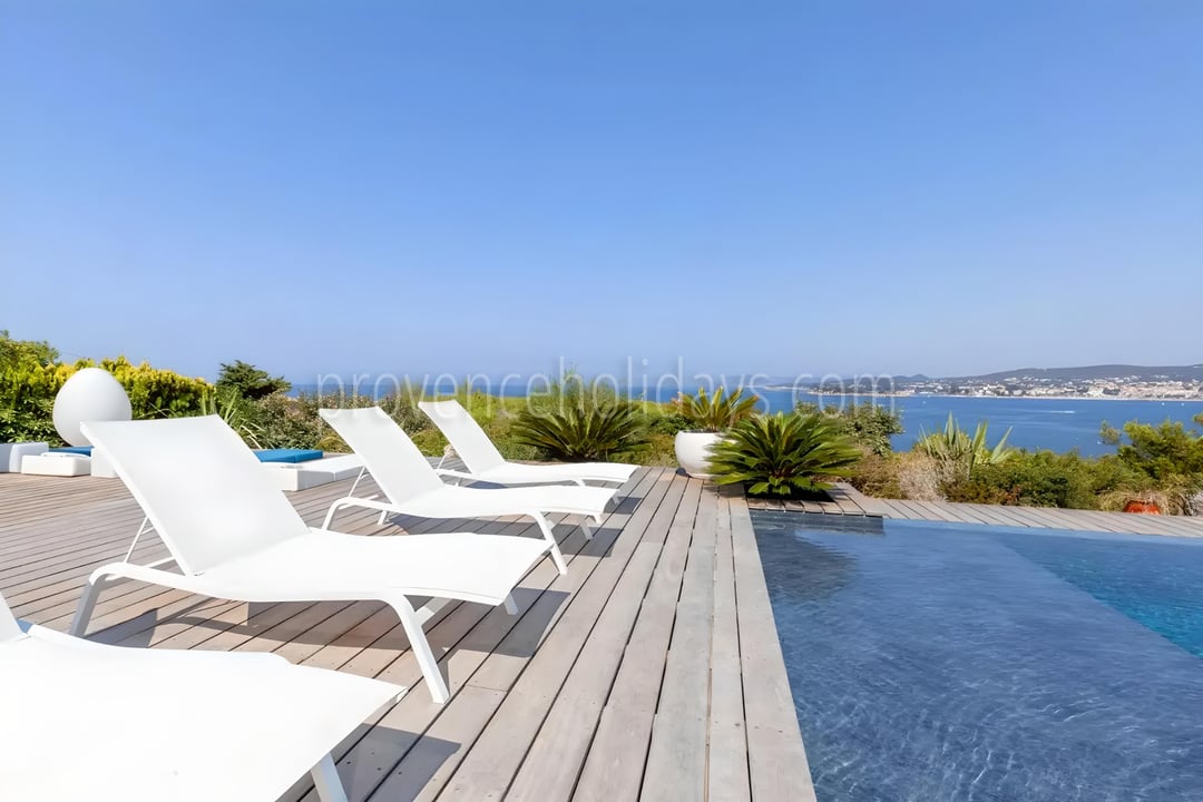9 - Villa Florensia: Villa: Pool