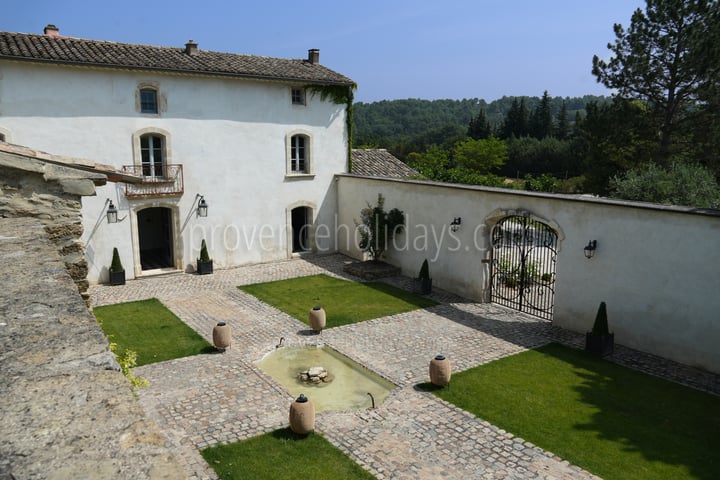 80 - Domaine du Grand Chêne: Villa: Exterior