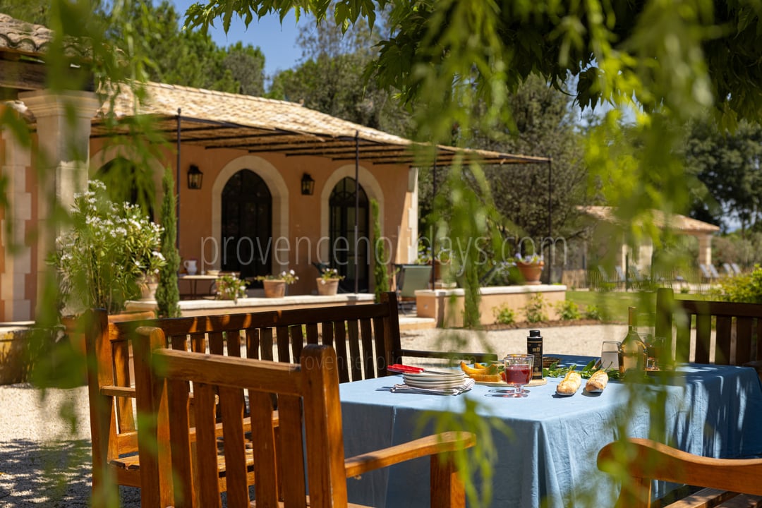 47 - Le Mas des Jardins: Villa: Exterior