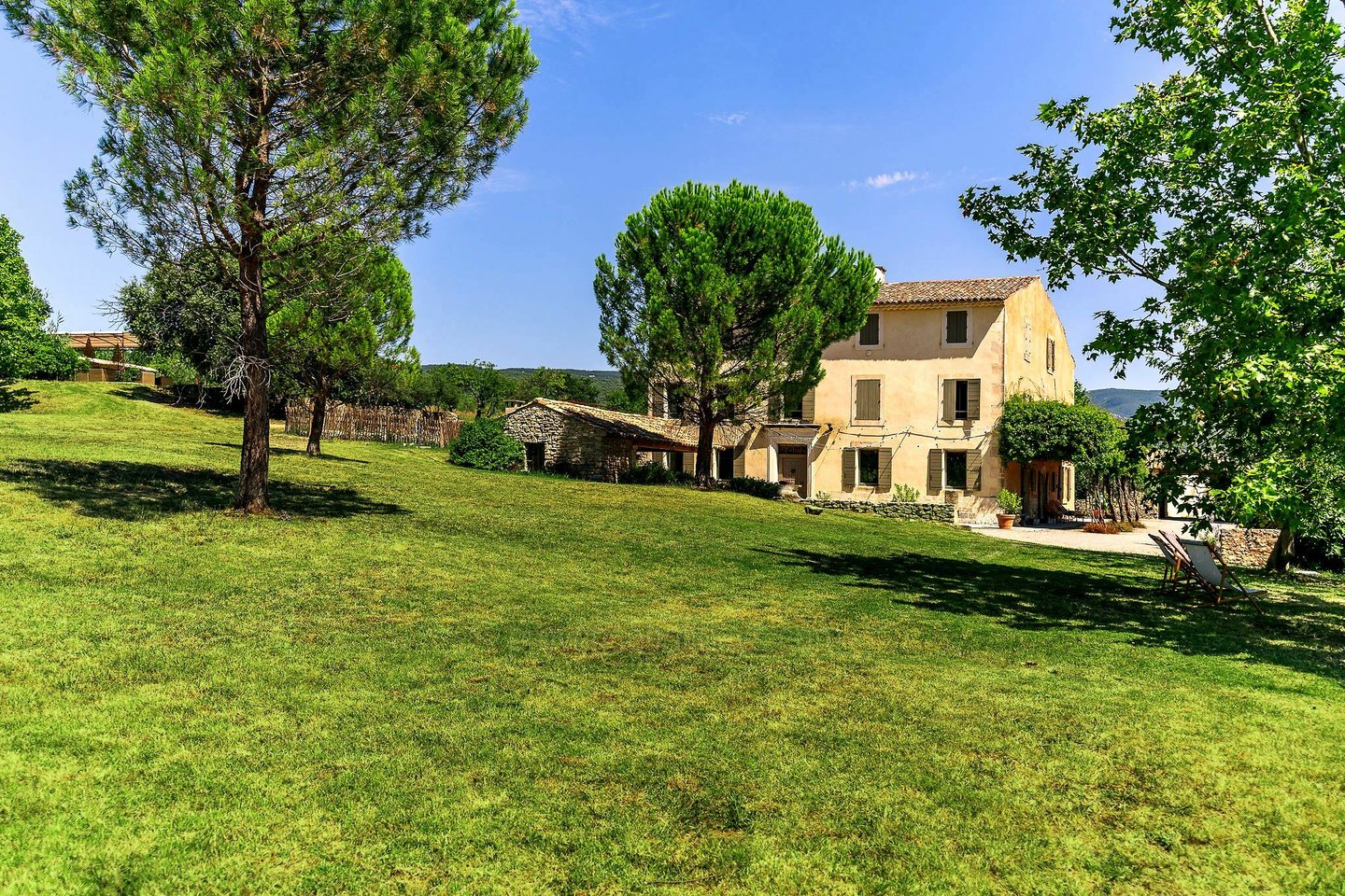 14 - La Bastide des Sources: Villa: Exterior