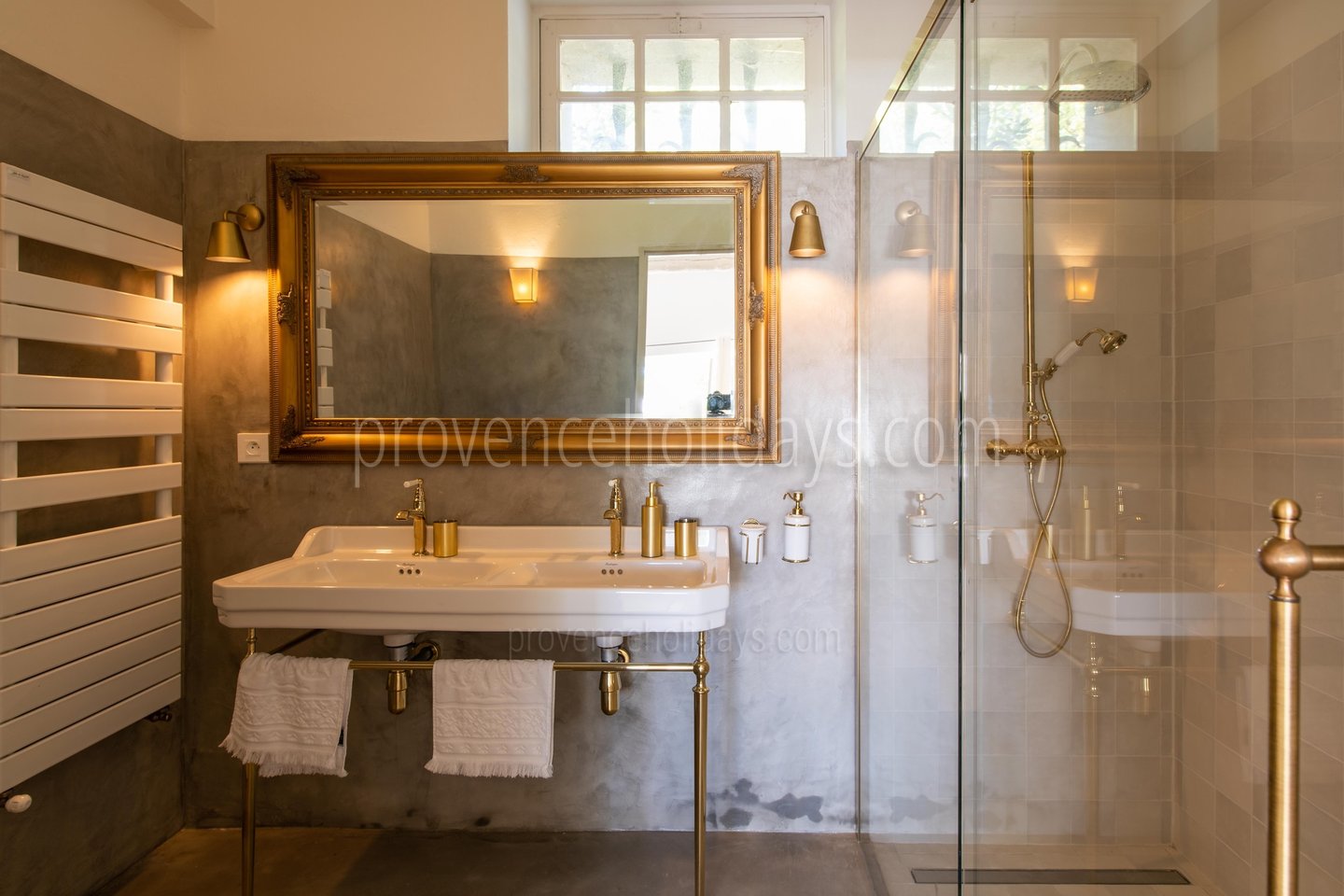 7 - Mas de l\'Est: Villa: Bathroom