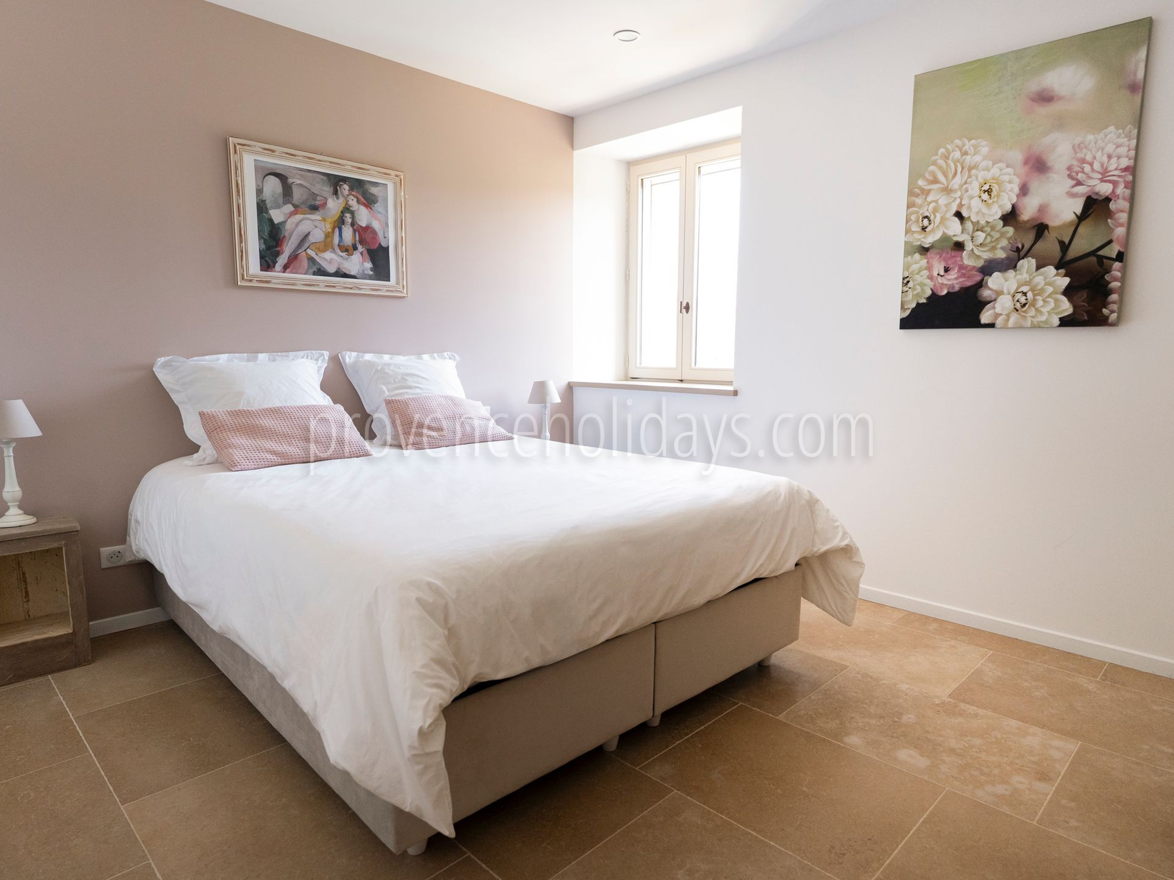 28 - L’Orée des Lavandes: Villa: Bedroom