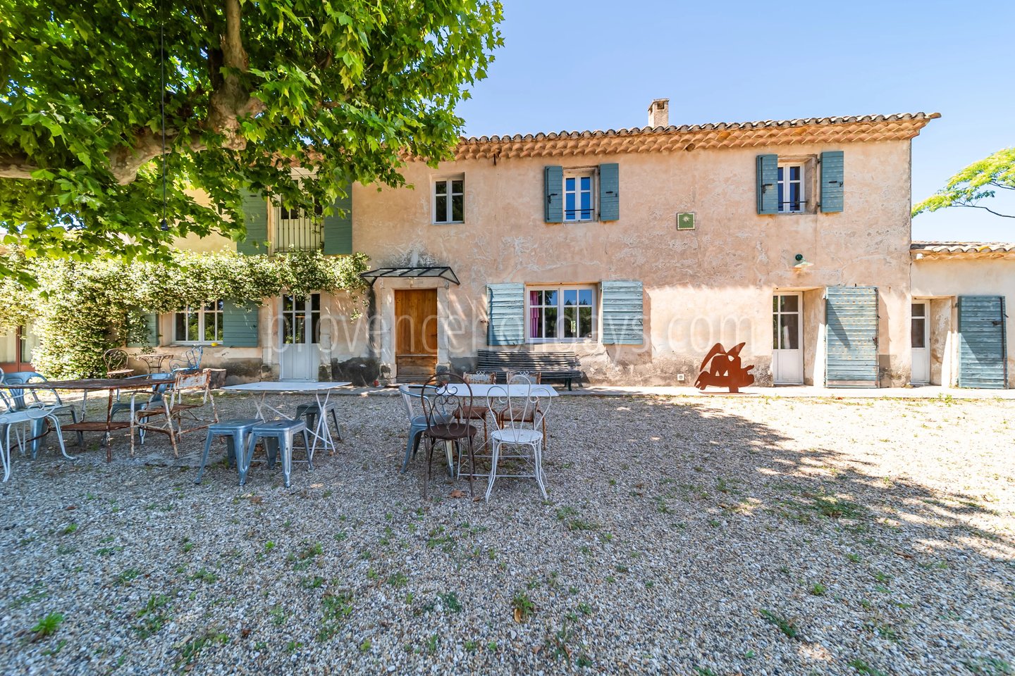 2 - Characterful mas in Cavaillon: Villa: Exterior