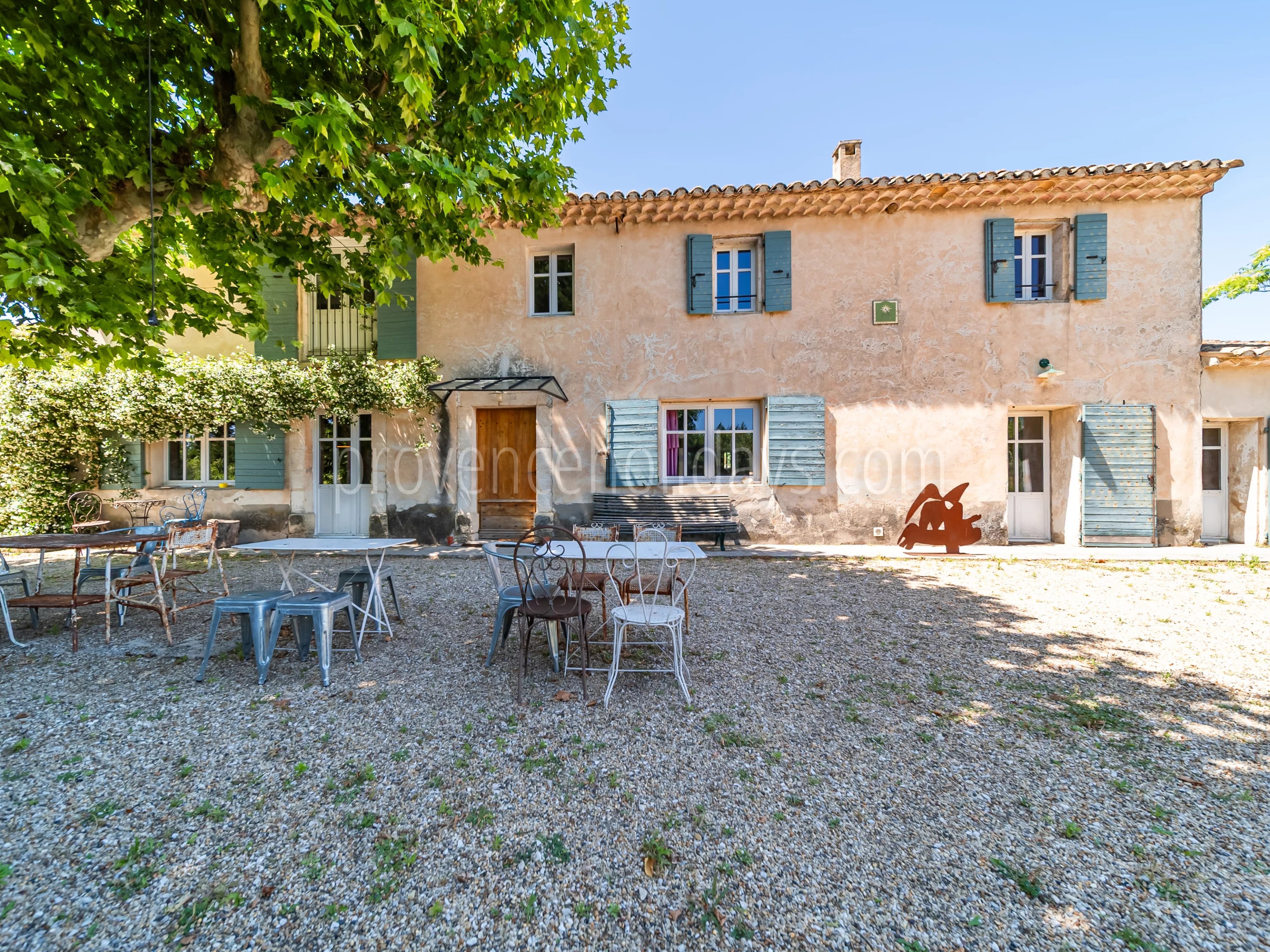 2 - Characterful mas in Cavaillon: Villa: Exterior