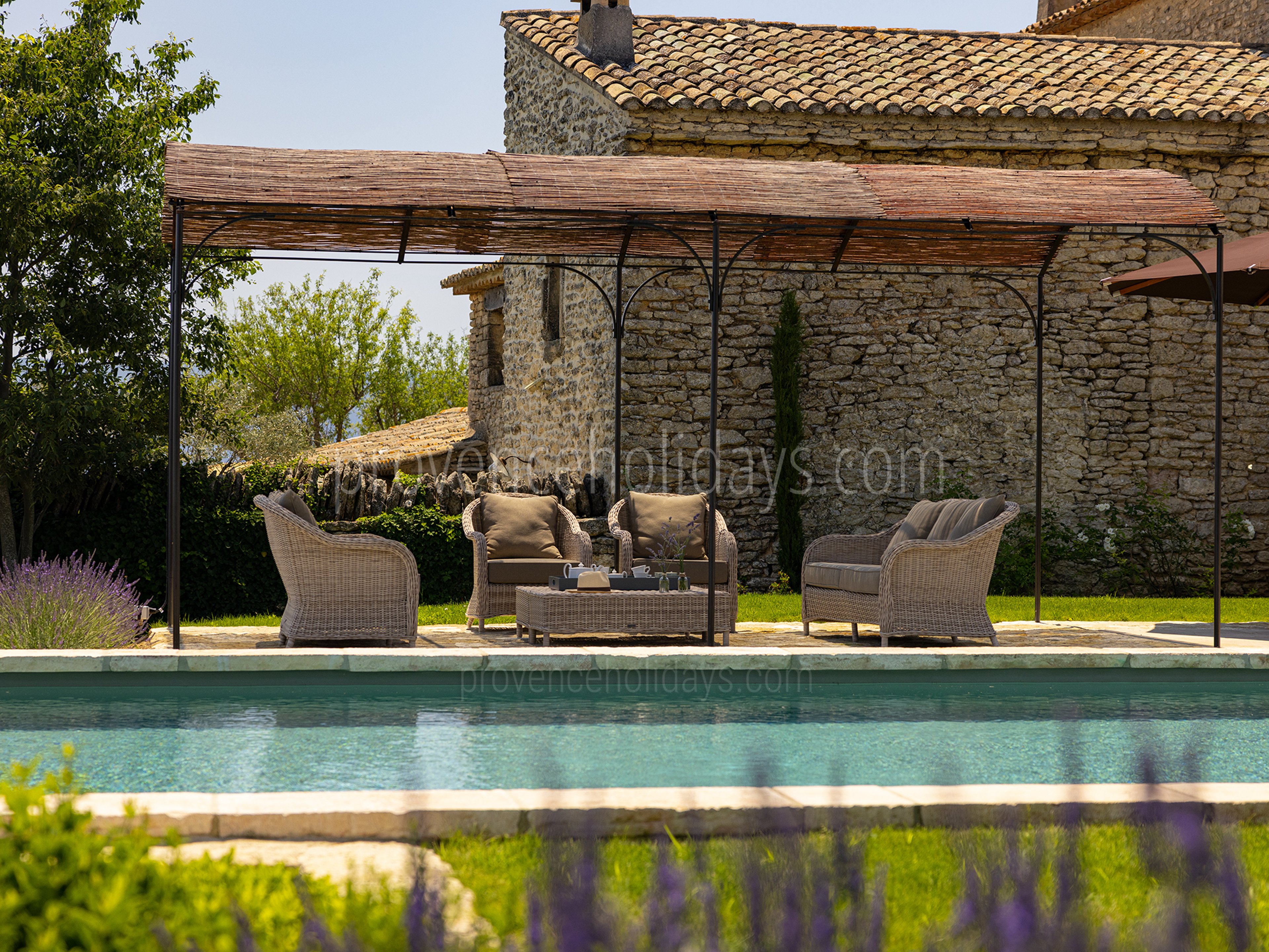 37 - Mas de Bel Air: Villa: Pool