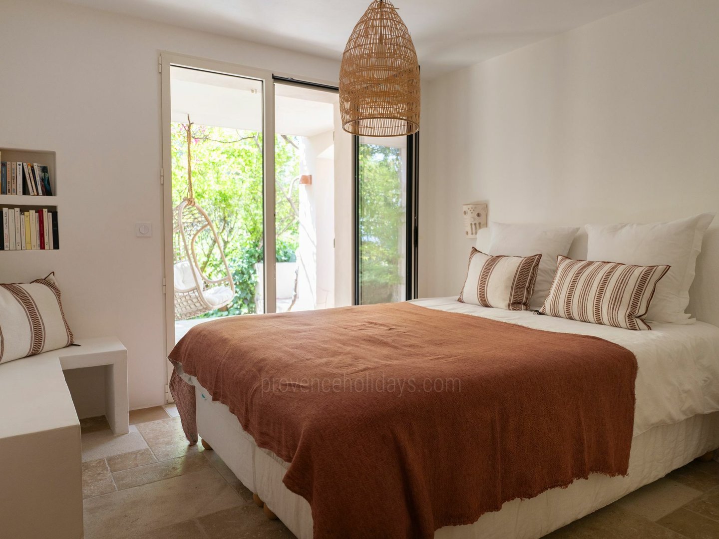 28 - Villa Luna: Villa: Bedroom