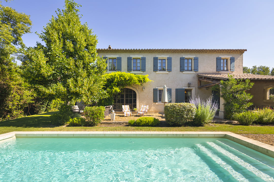 Vakantiehuis met in rustige omgeving in de Alpilles