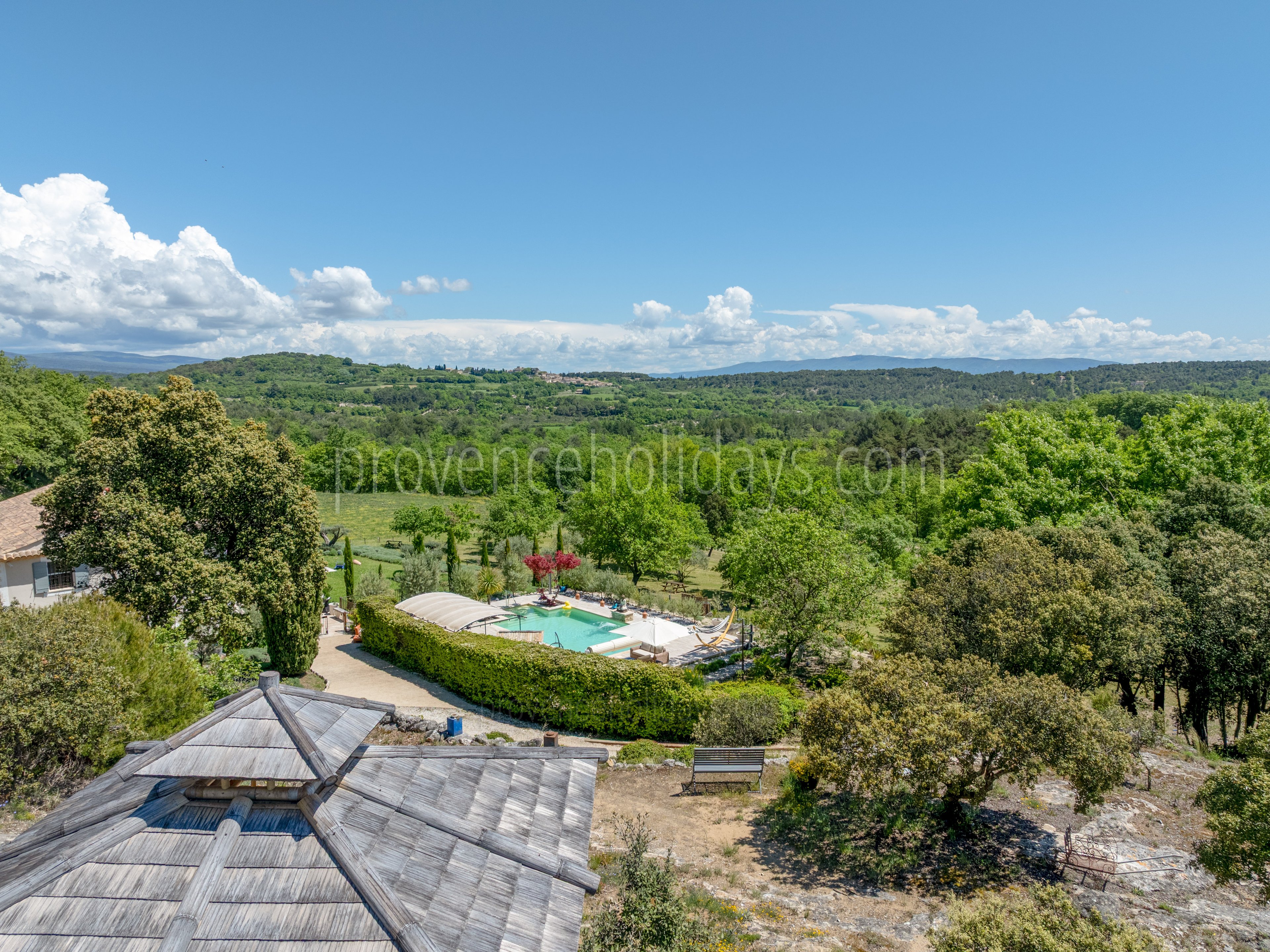 3 - Bastide des Chênes: Villa: Exterior