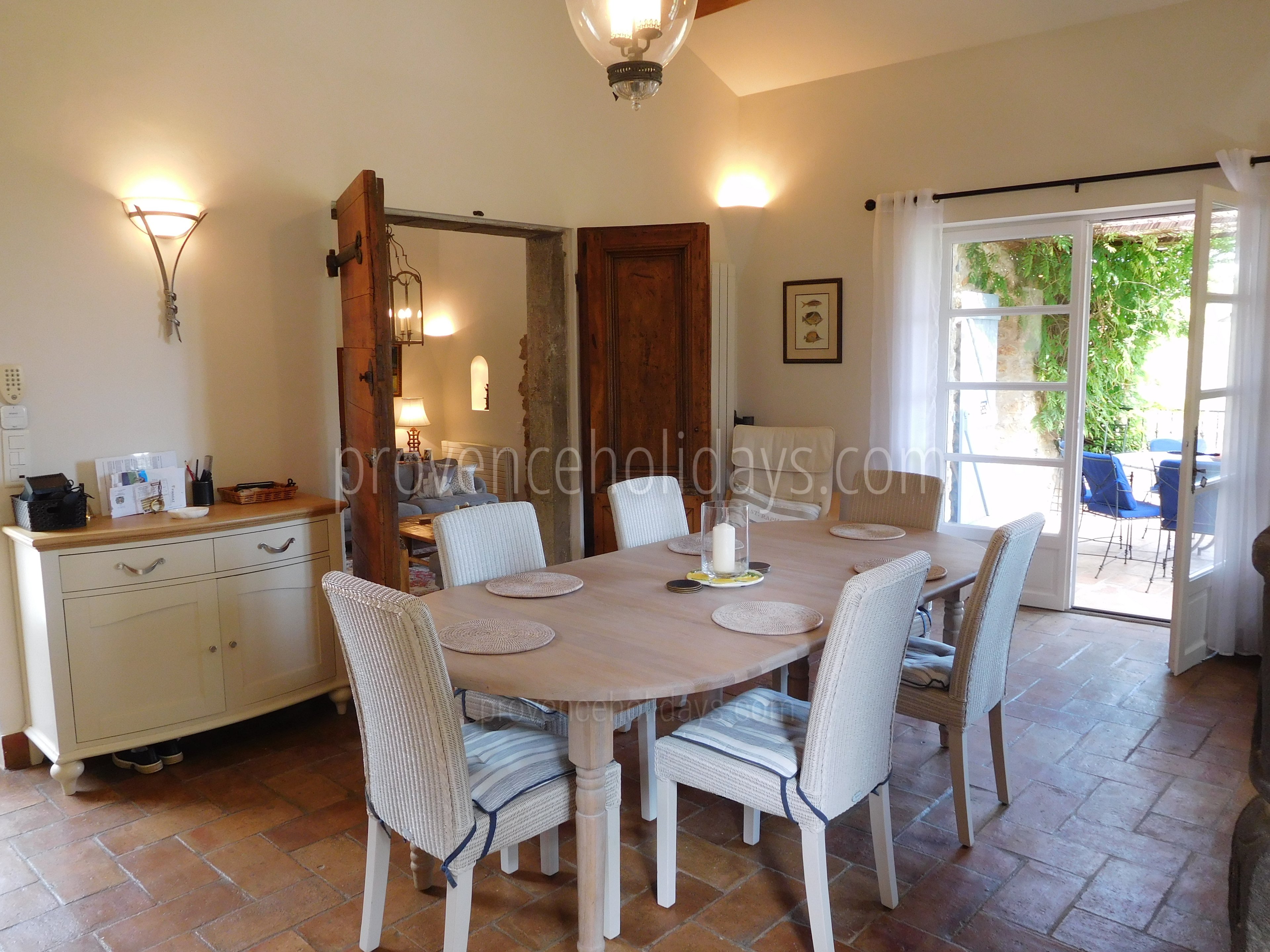 31 - Mas Lorgues: Villa: Interior
