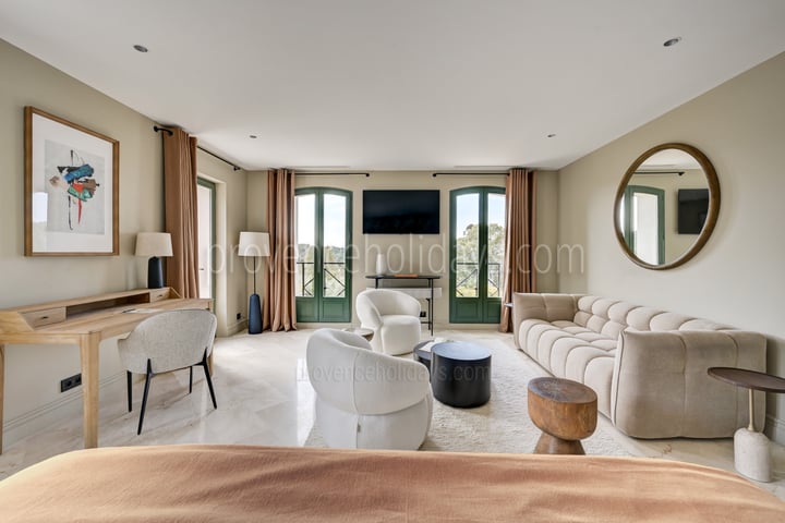 16 - Villa Castel: Villa: Interior