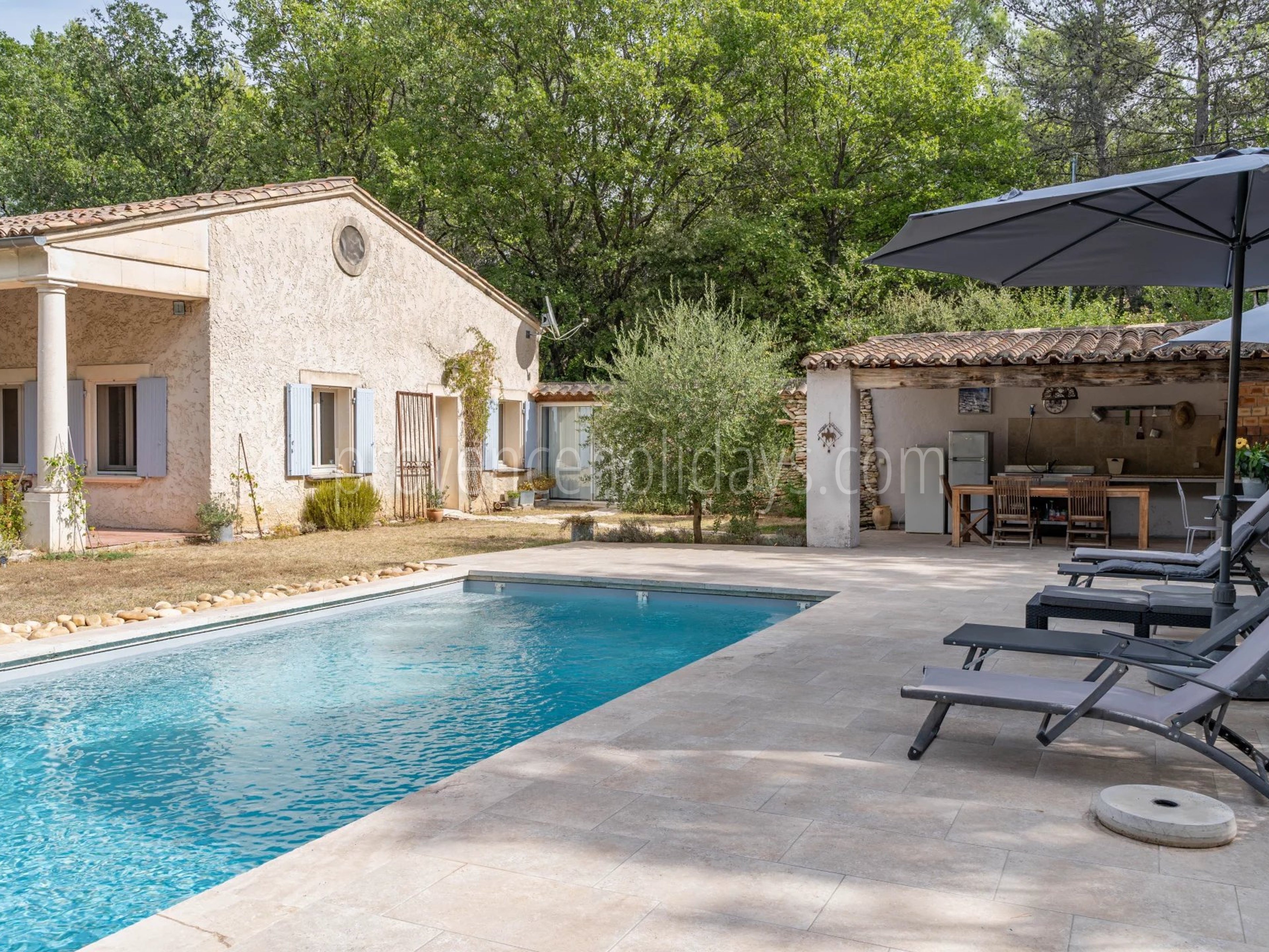 1 - Stone house in Ménerbes: Villa: Pool