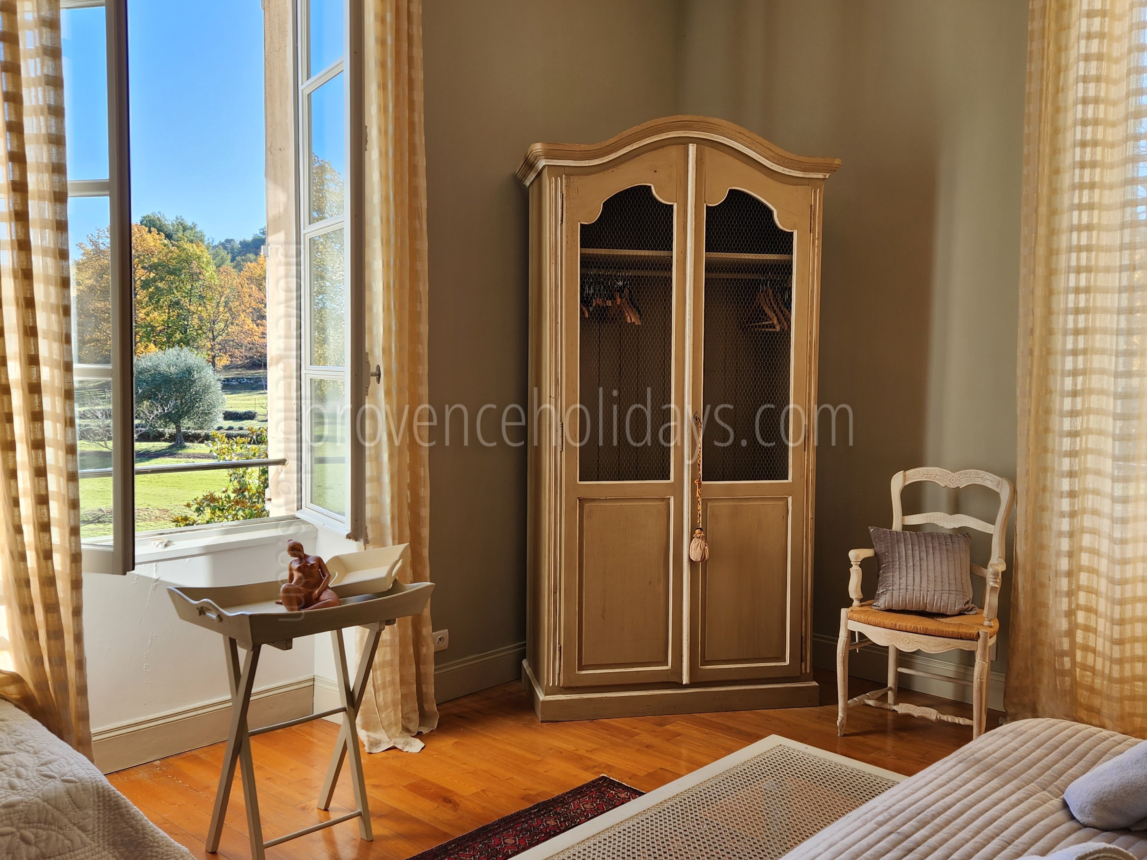 48 - Bastide Lacoste: Villa: Exterior