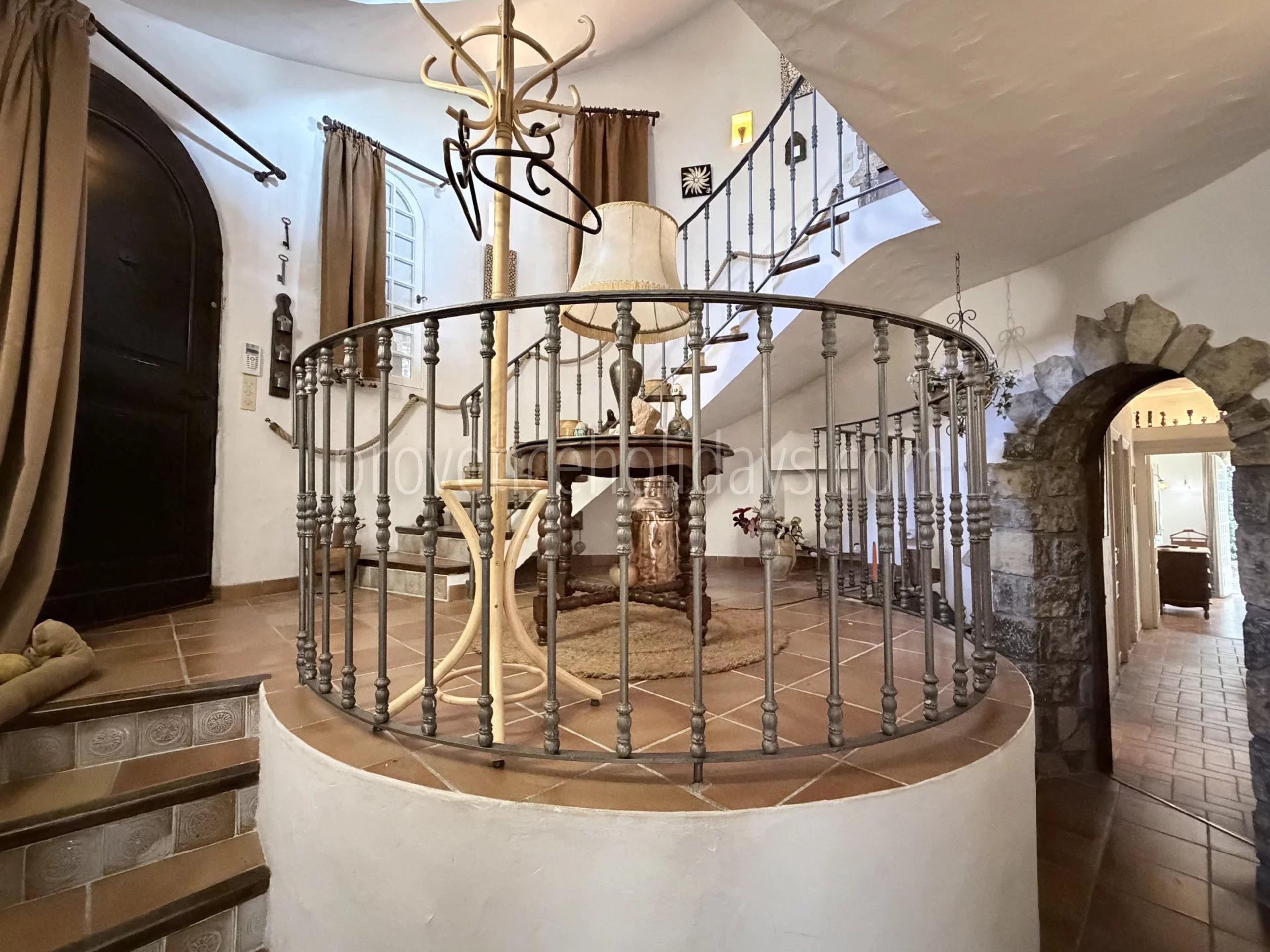 2 - Bastide de caractère à Grimaud: Villa: Interior