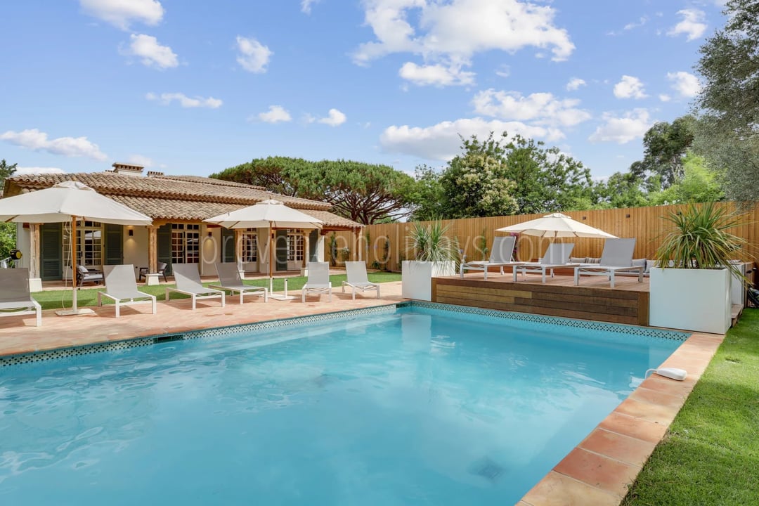 9 - Renovated mas, Ramatuelle: Villa: Pool