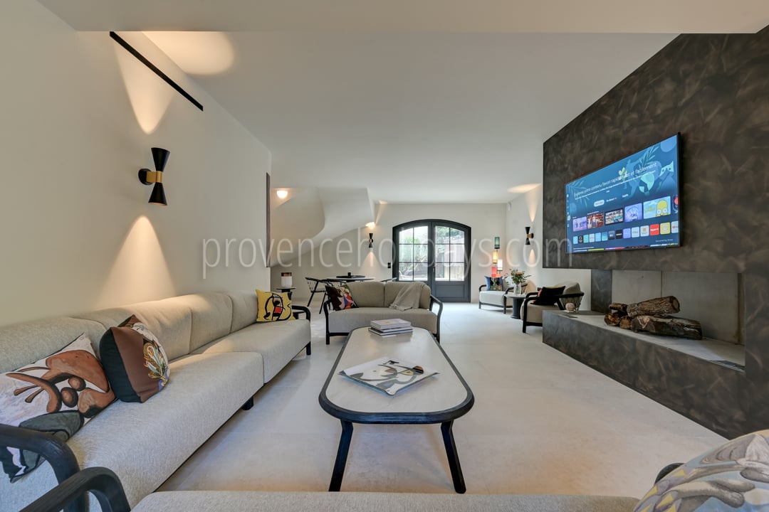 55 - Le Moulin: Villa: Interior