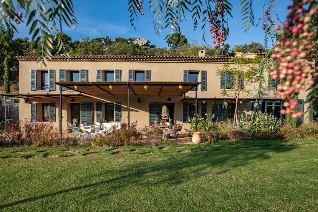 Haustierfreundliche Villa mit beheiztem Pool in Hyères