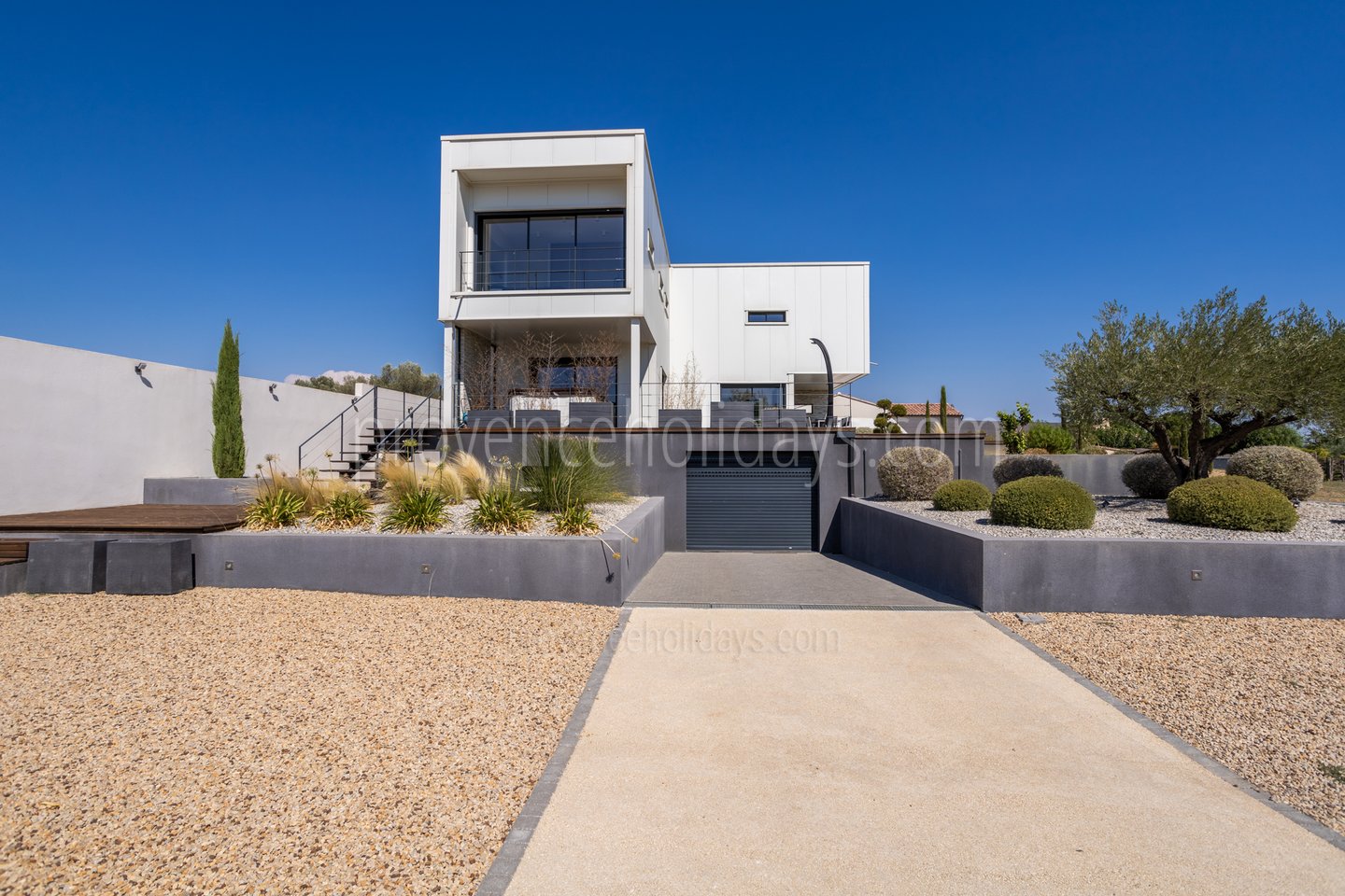 25 - Maison Valley: Villa: Exterior