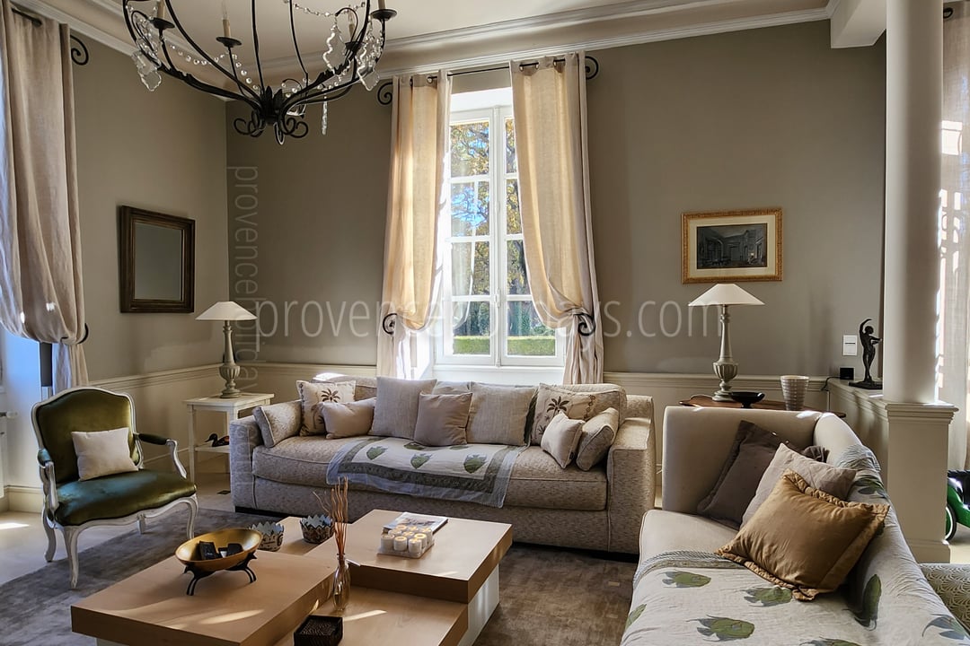 3 - Bastide Lacoste: Villa: Interior