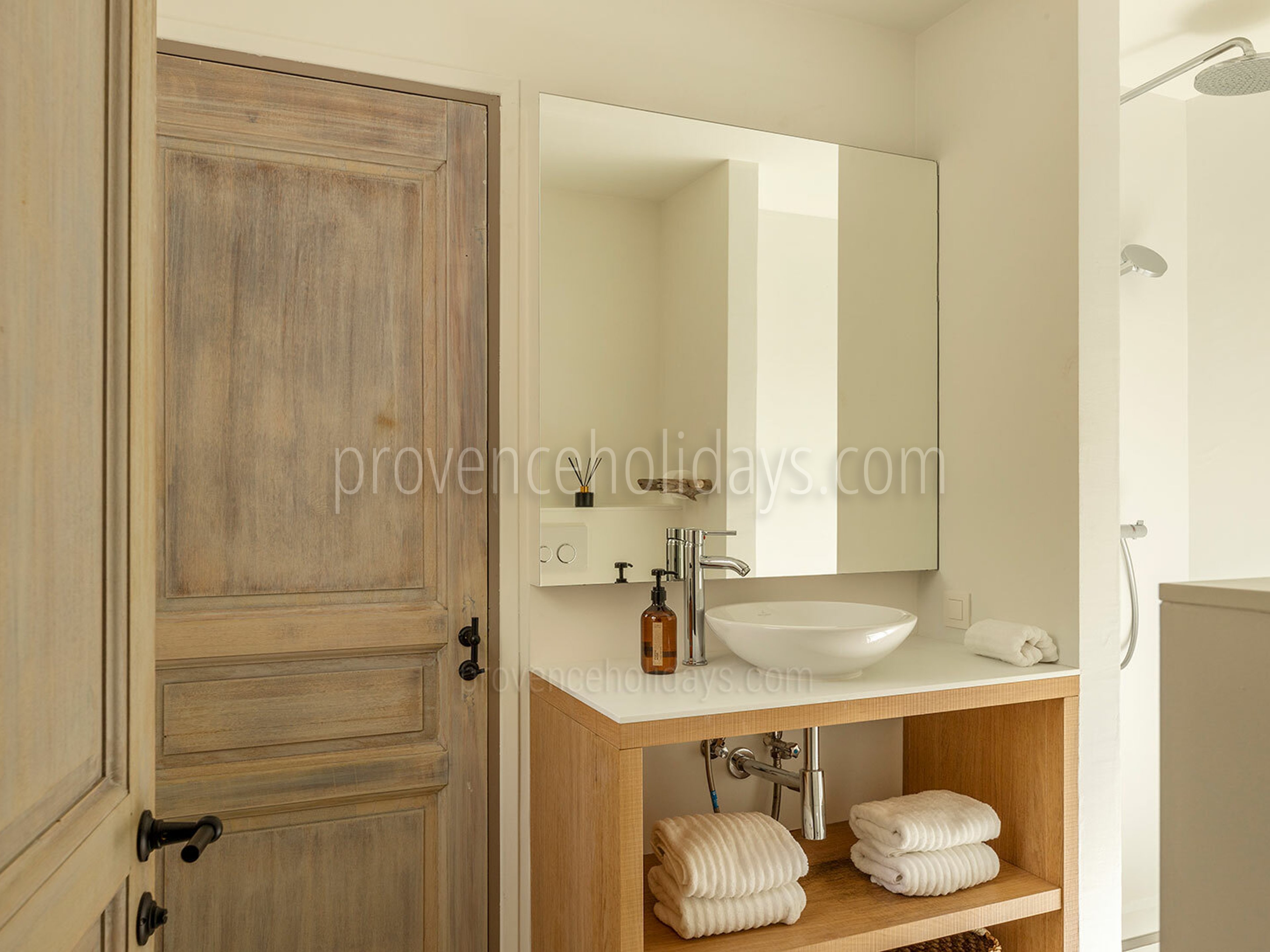 35 - Villa Saint Roch: Villa: Bathroom