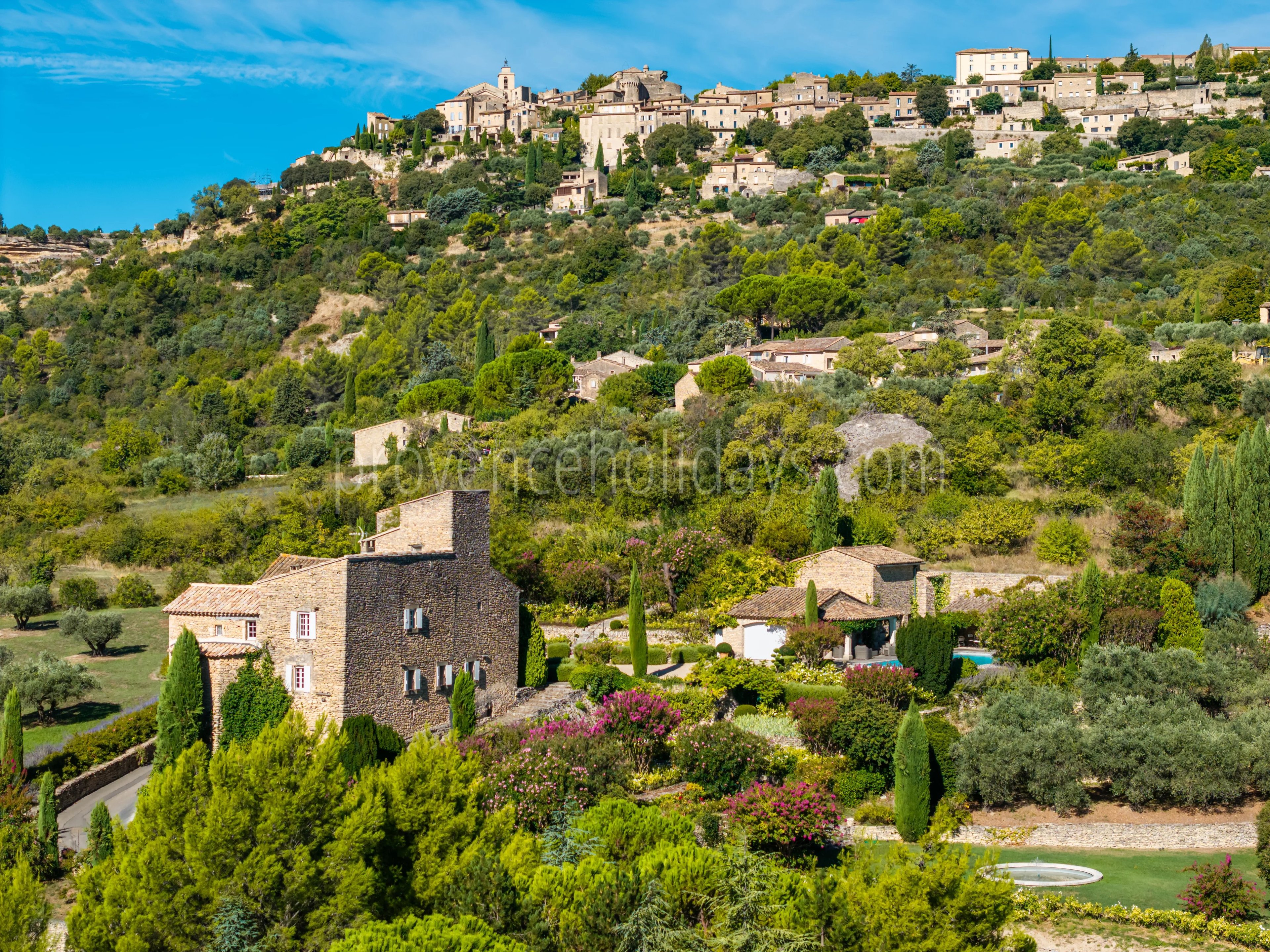 24 - Character mas in Gordes: Villa: Exterior