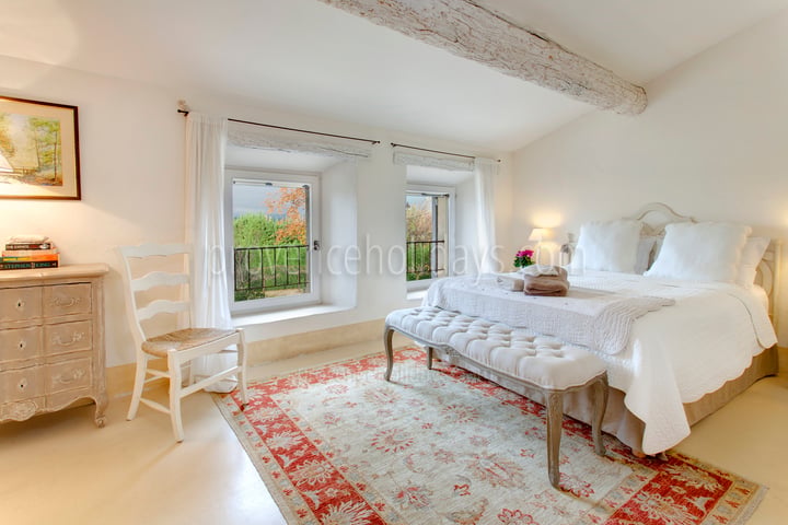 4 - Mas Bonnieux: Villa: Bedroom