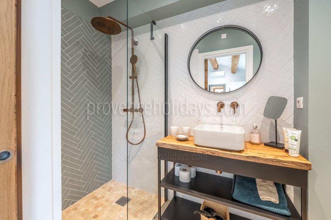 61 - Mas Aurelia: Villa: Bathroom