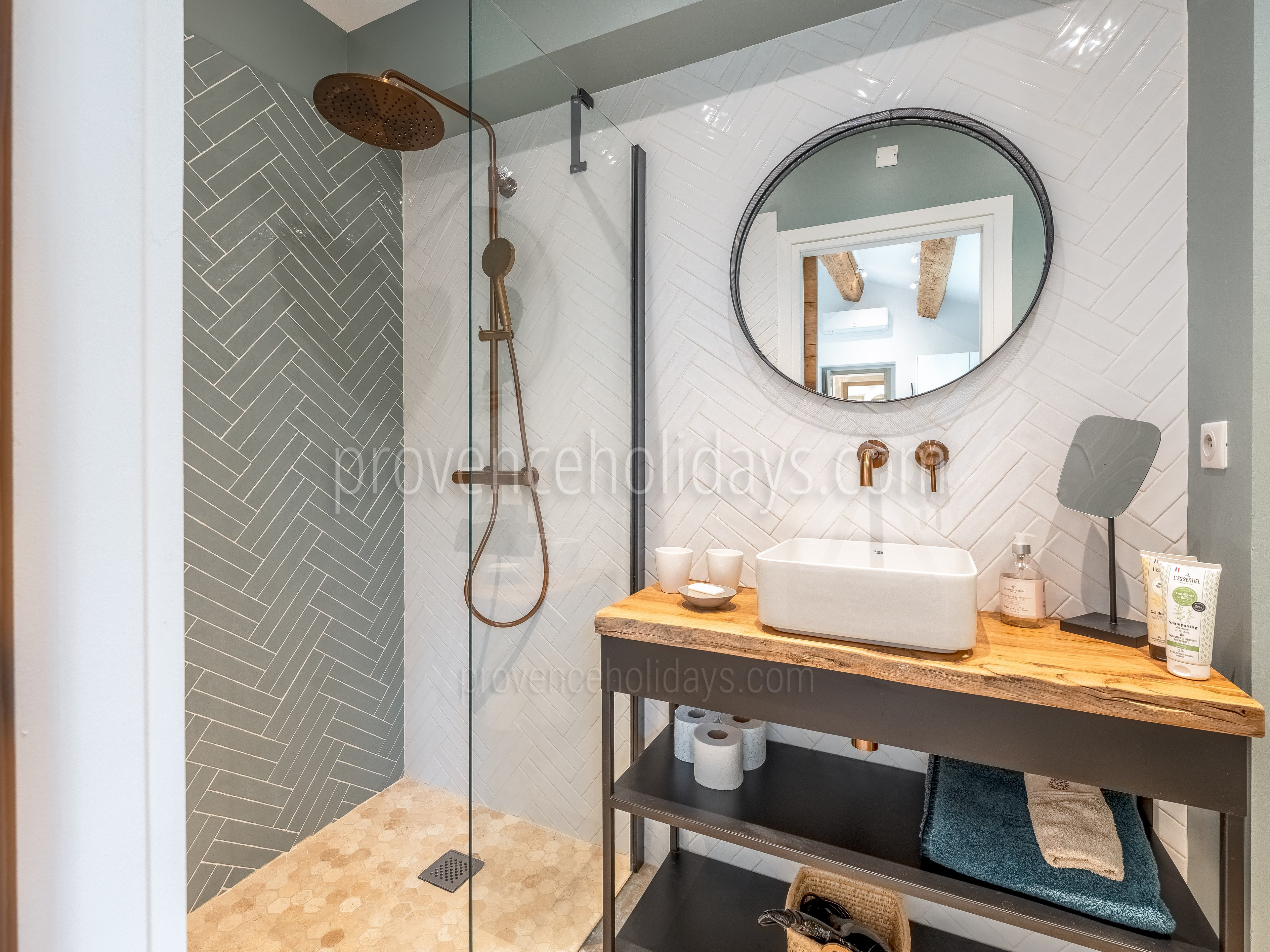 61 - Mas Aurelia: Villa: Bathroom