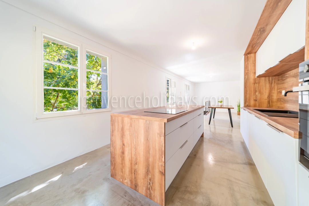 10 - Characterful house in Bonnieux: Villa: Interior