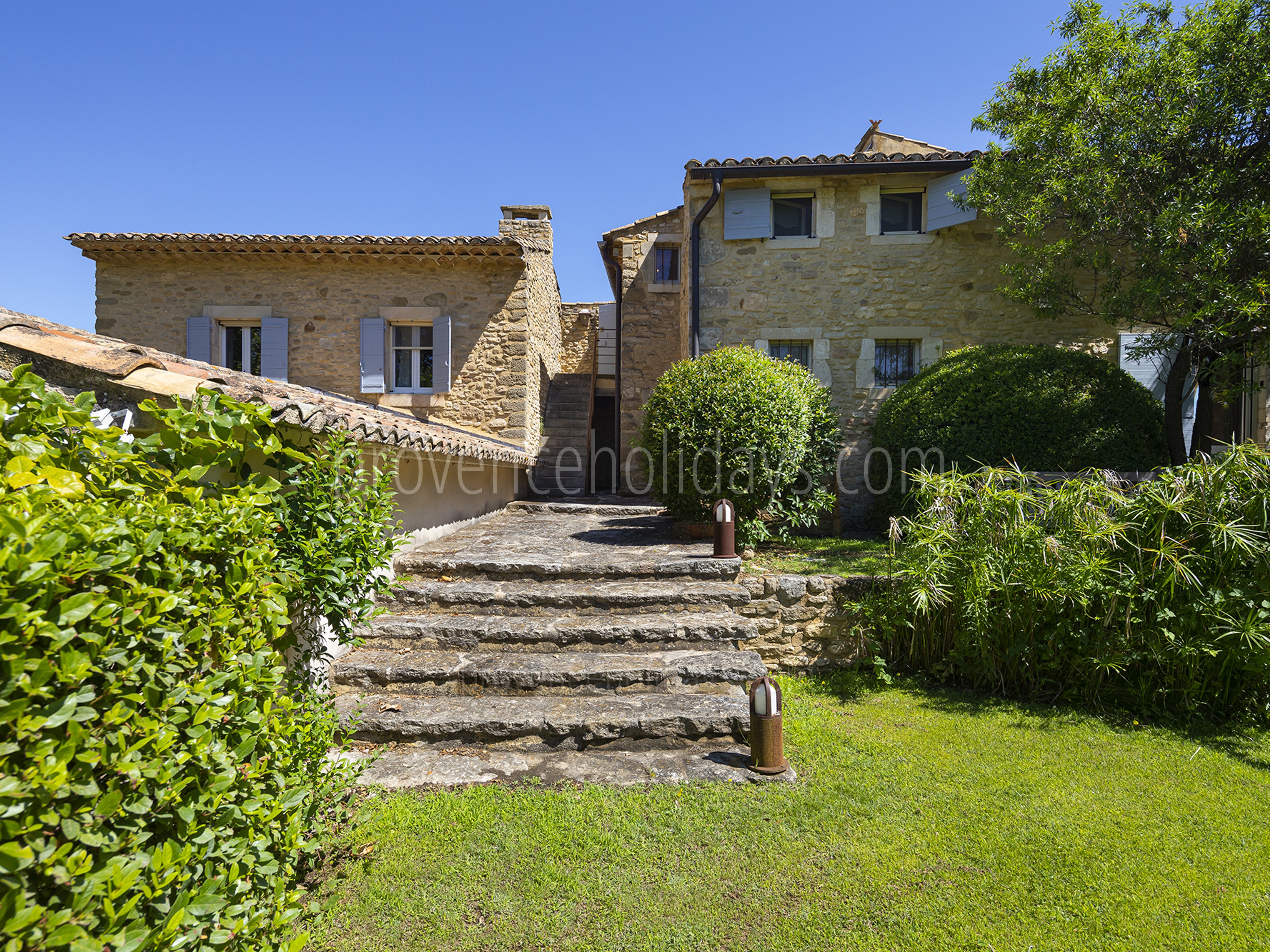 57 - Mas Bonnieux: Villa: Exterior