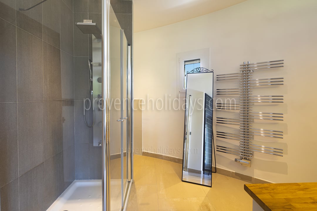 21 - Maison d\'Architecte: Villa: Bedroom 1