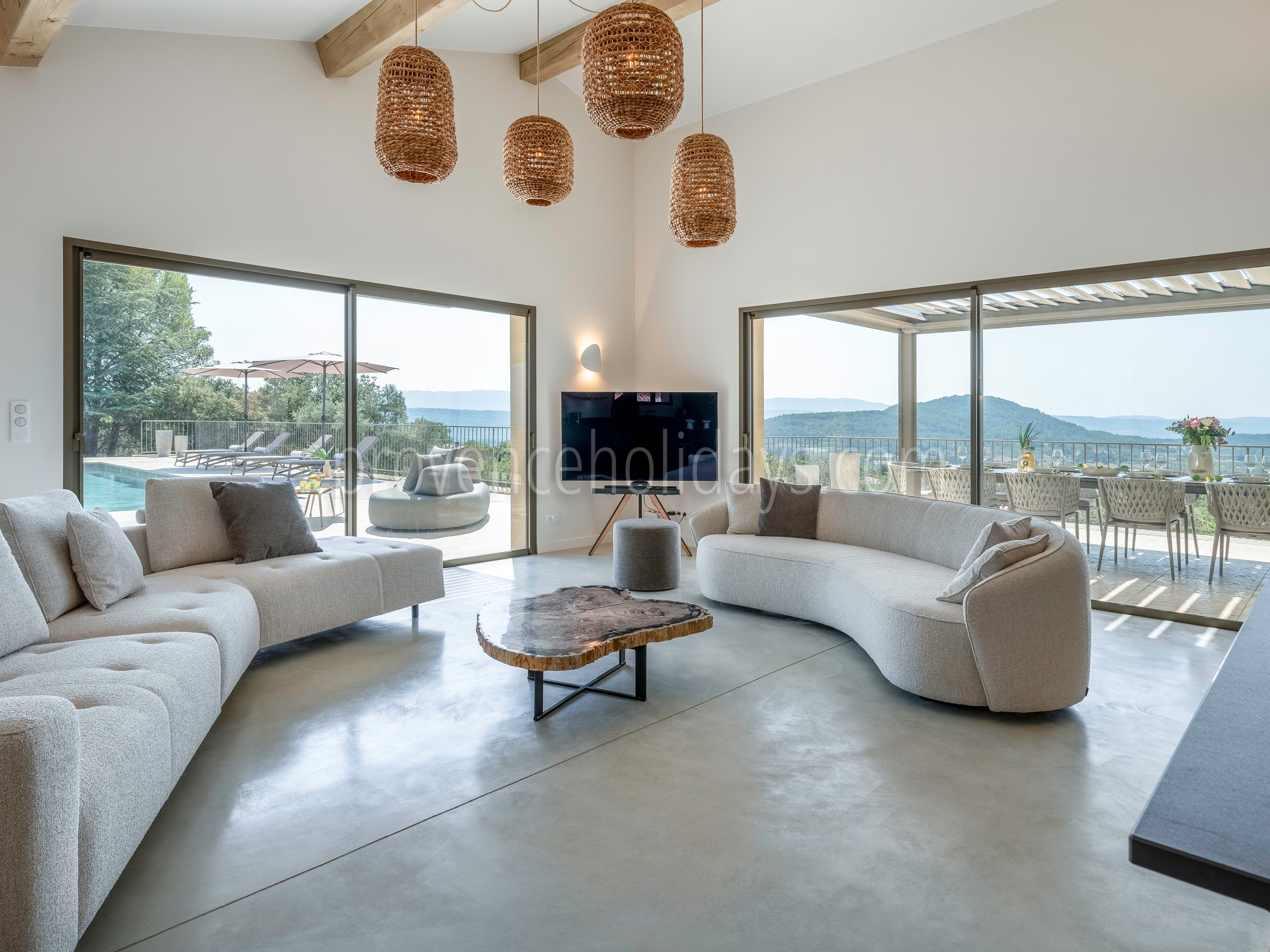 27 - Villa Clair de Luberon: Villa: Interior