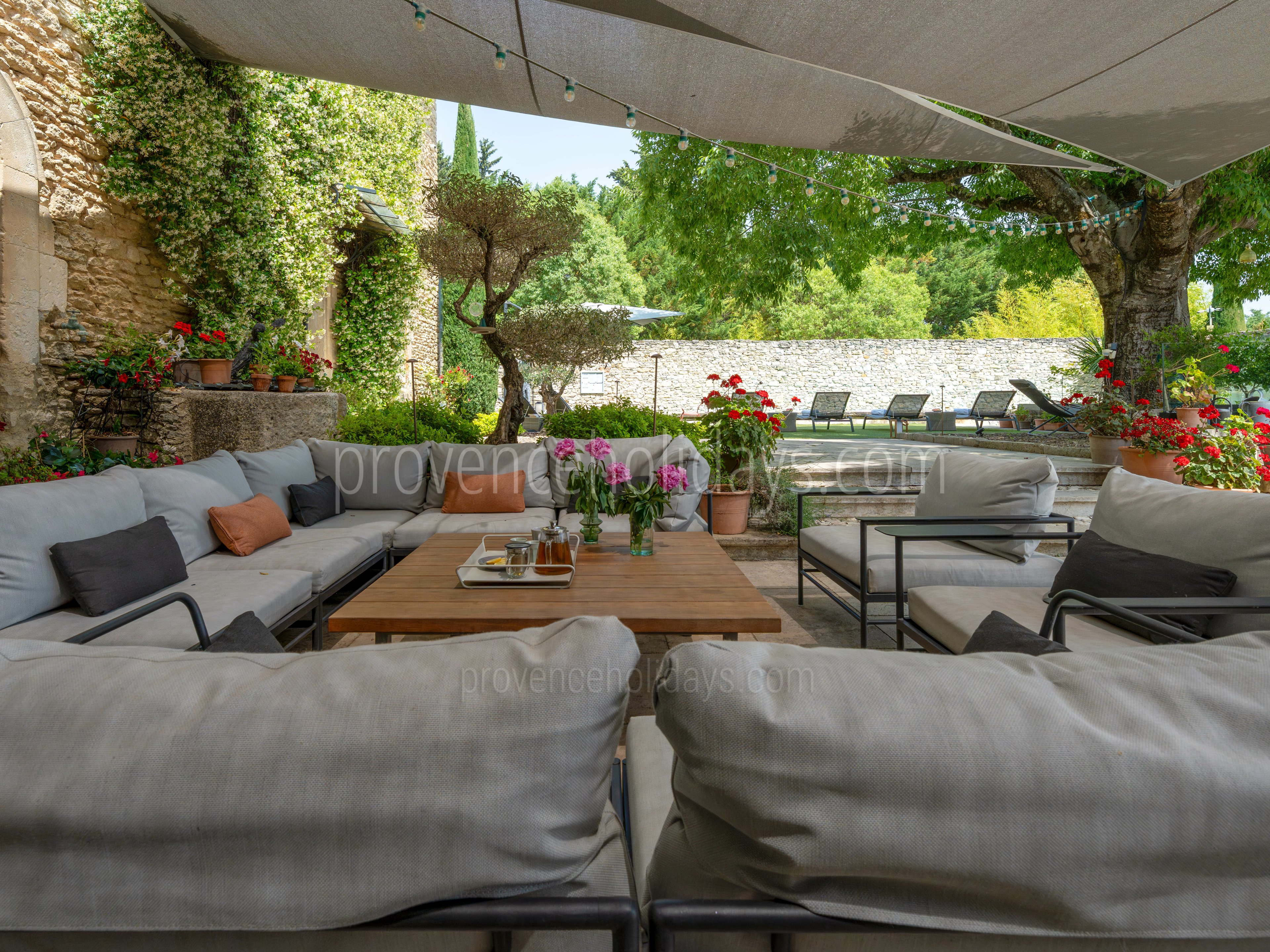 24 - Bastide de la Myrte: Villa: Exterior