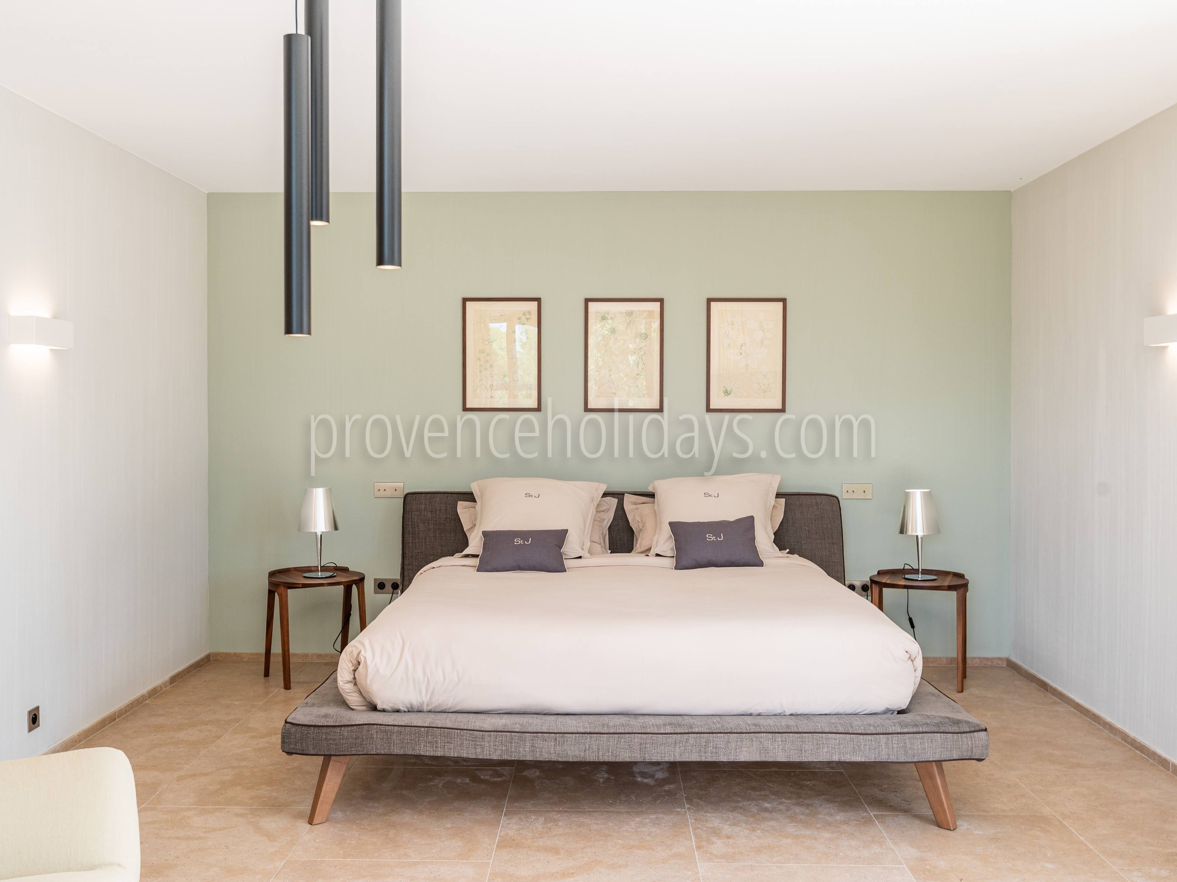 18 - Villa Olive: Villa: Bedroom