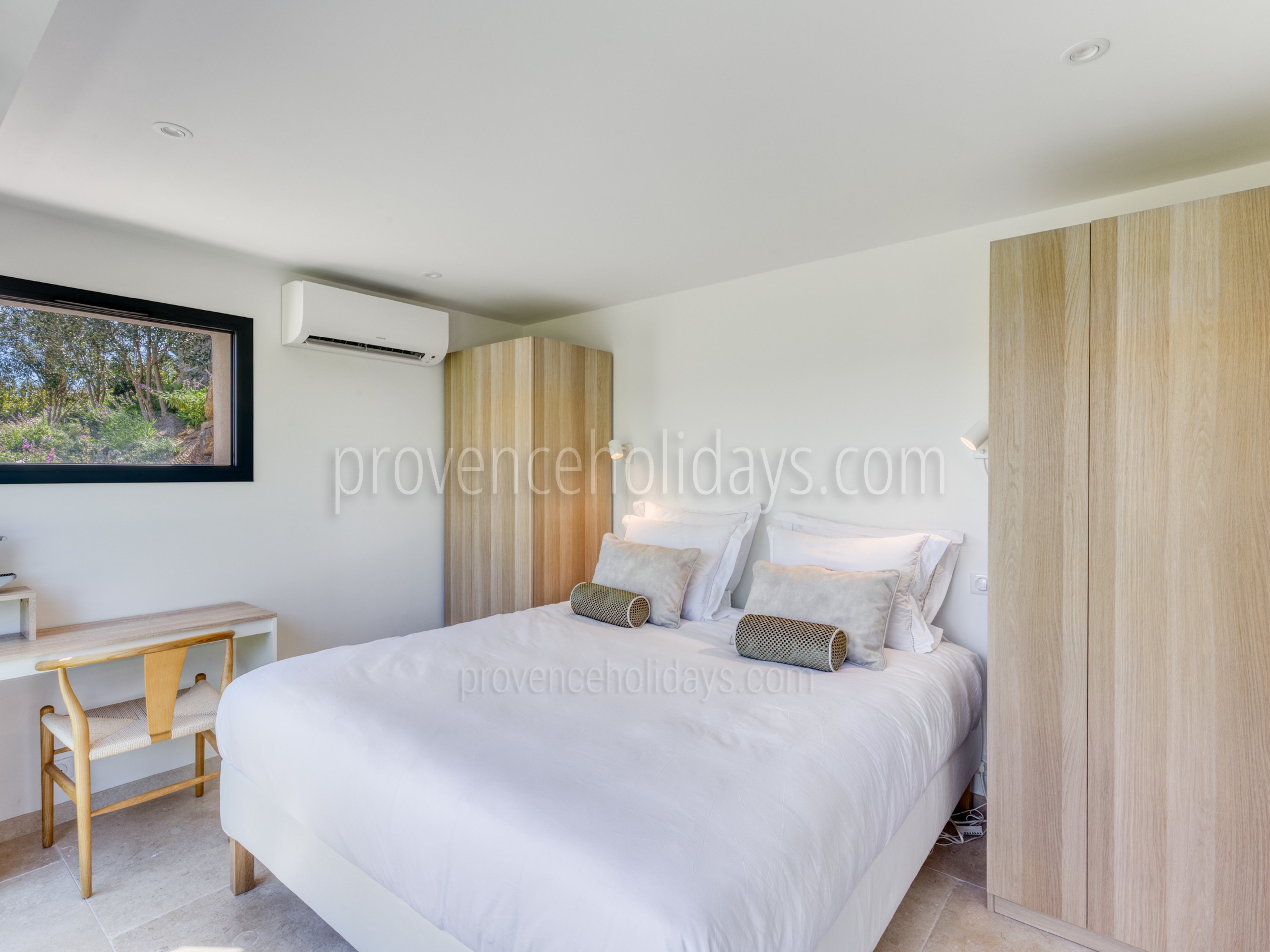 17 - Villa Pearl: Villa: Bedroom