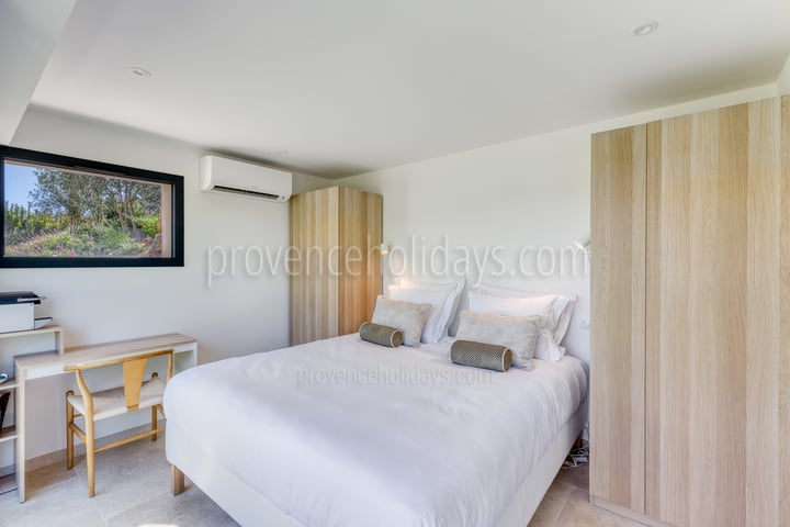 17 - Villa Pearl: Villa: Bedroom
