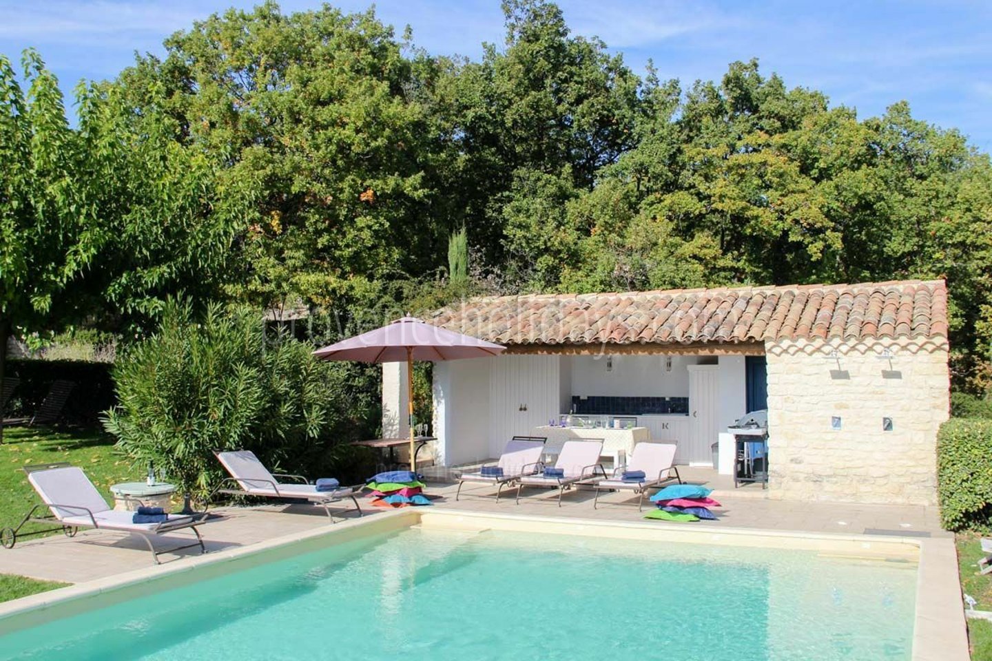 27 - Le Mas de Gordes: Villa: Pool