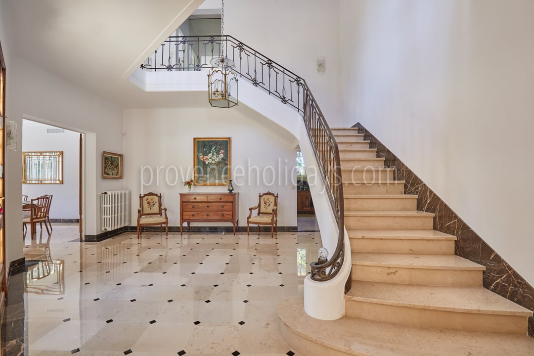 22 - Le Reflet d\'Aix: Villa: Interior