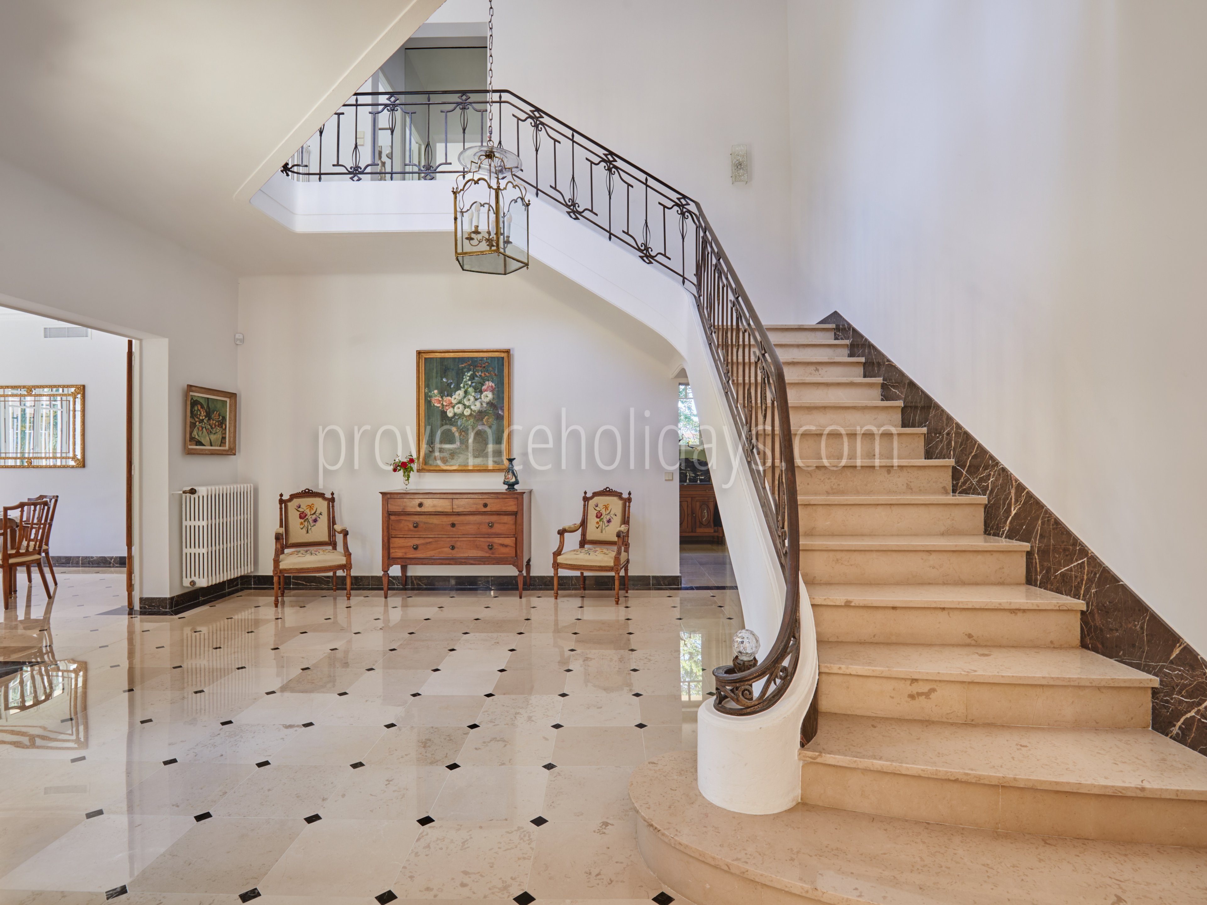 22 - Le Reflet d\'Aix: Villa: Interior