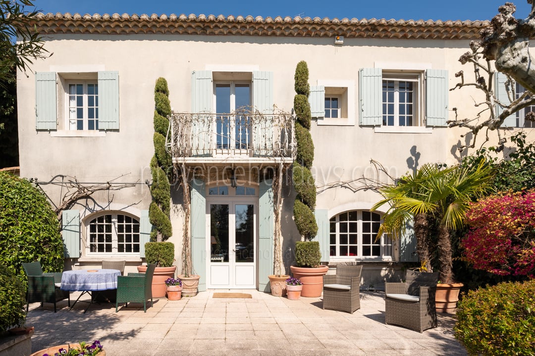 6 - Mas des Valettes: Villa: Exterior