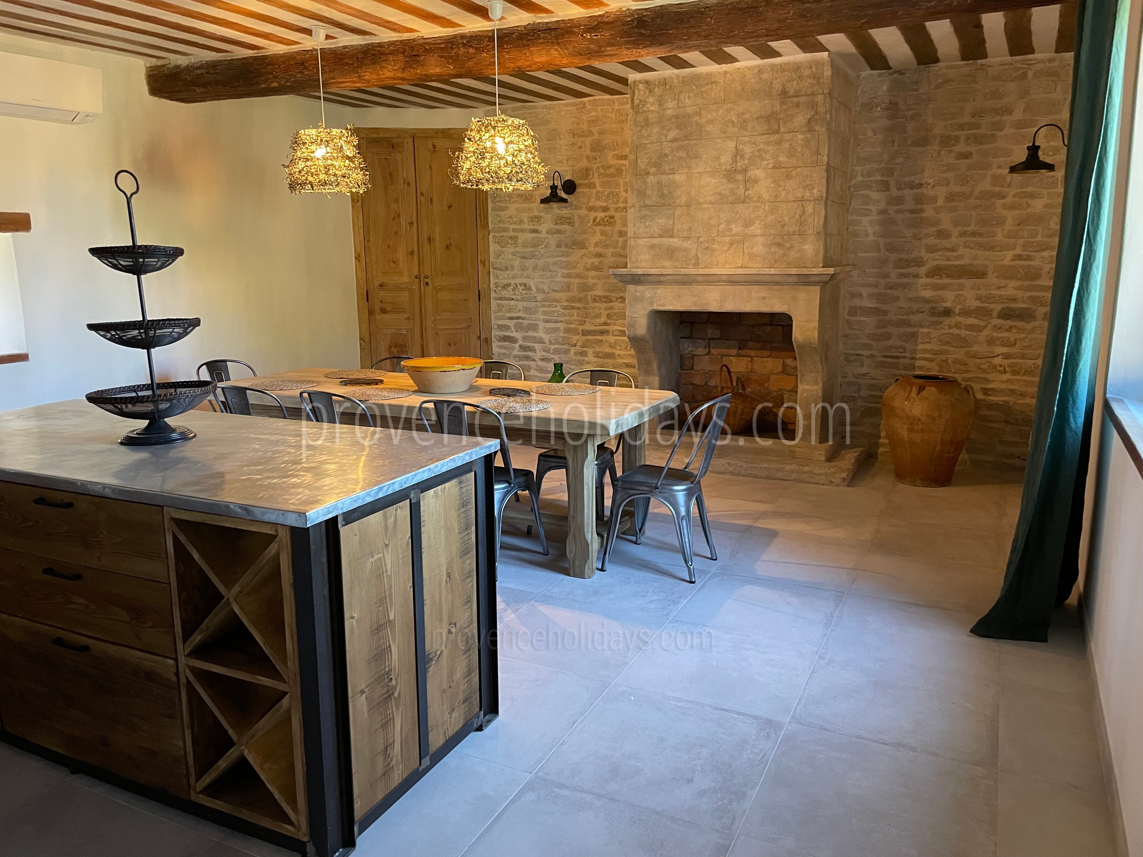 22 - La Bâtisse de L\'Isle: Villa: Interior