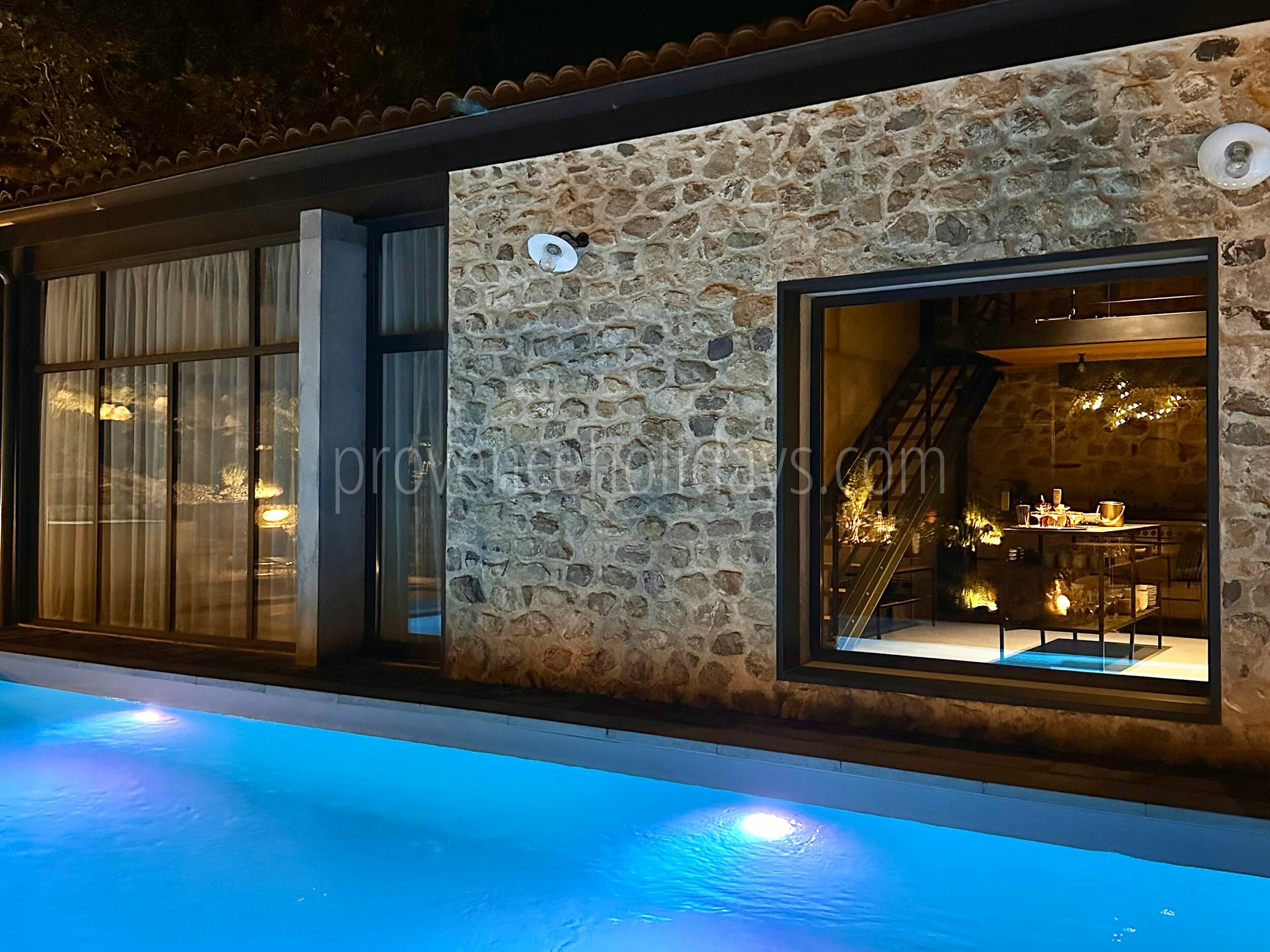 61 - Mas Villard: Villa: Pool