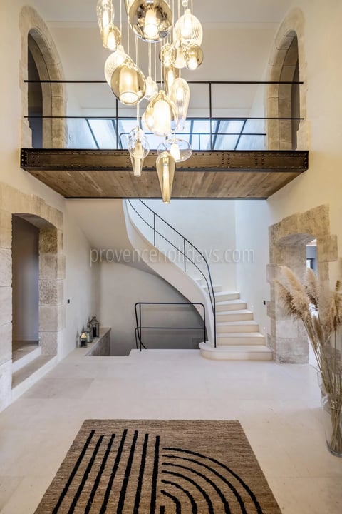53 - Le Loup des Alpilles: Villa: Interior