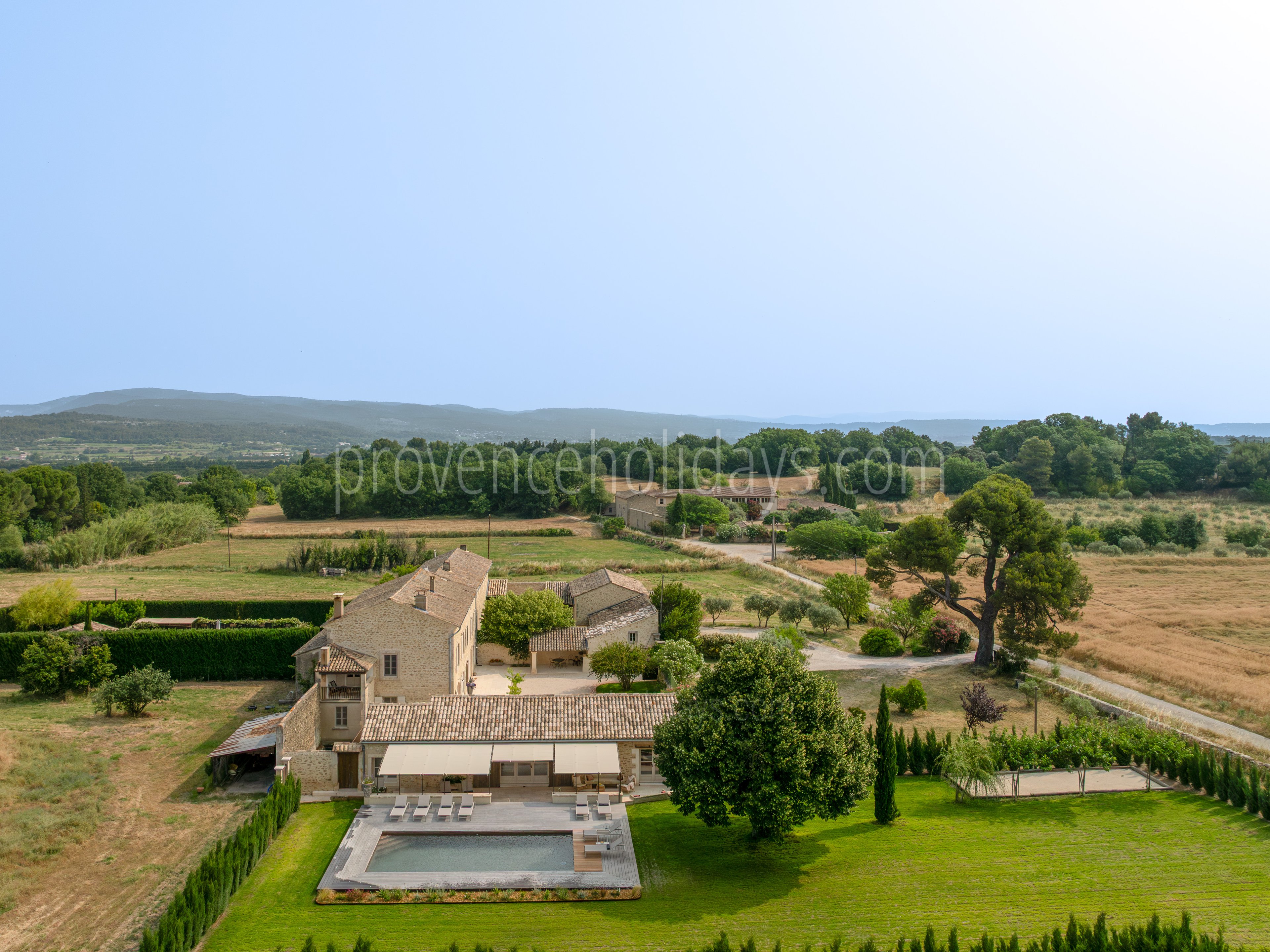 53 - L\'art de vivre: Villa: Exterior