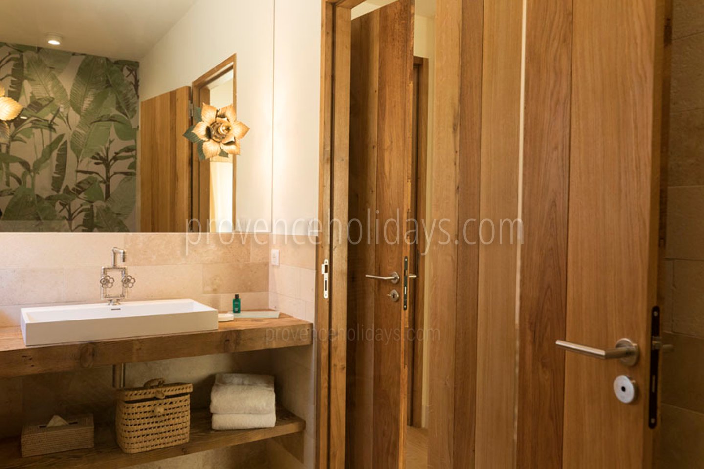 37 - Maison Alice: Villa: Bathroom