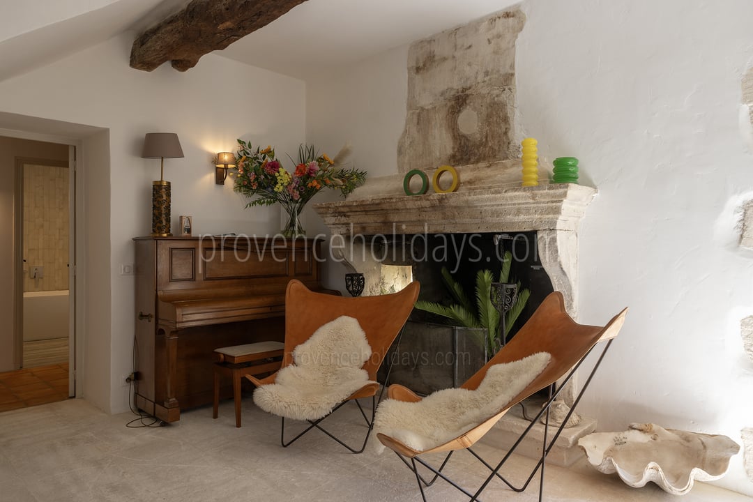 23 - Mas Vernet: Villa: Interior