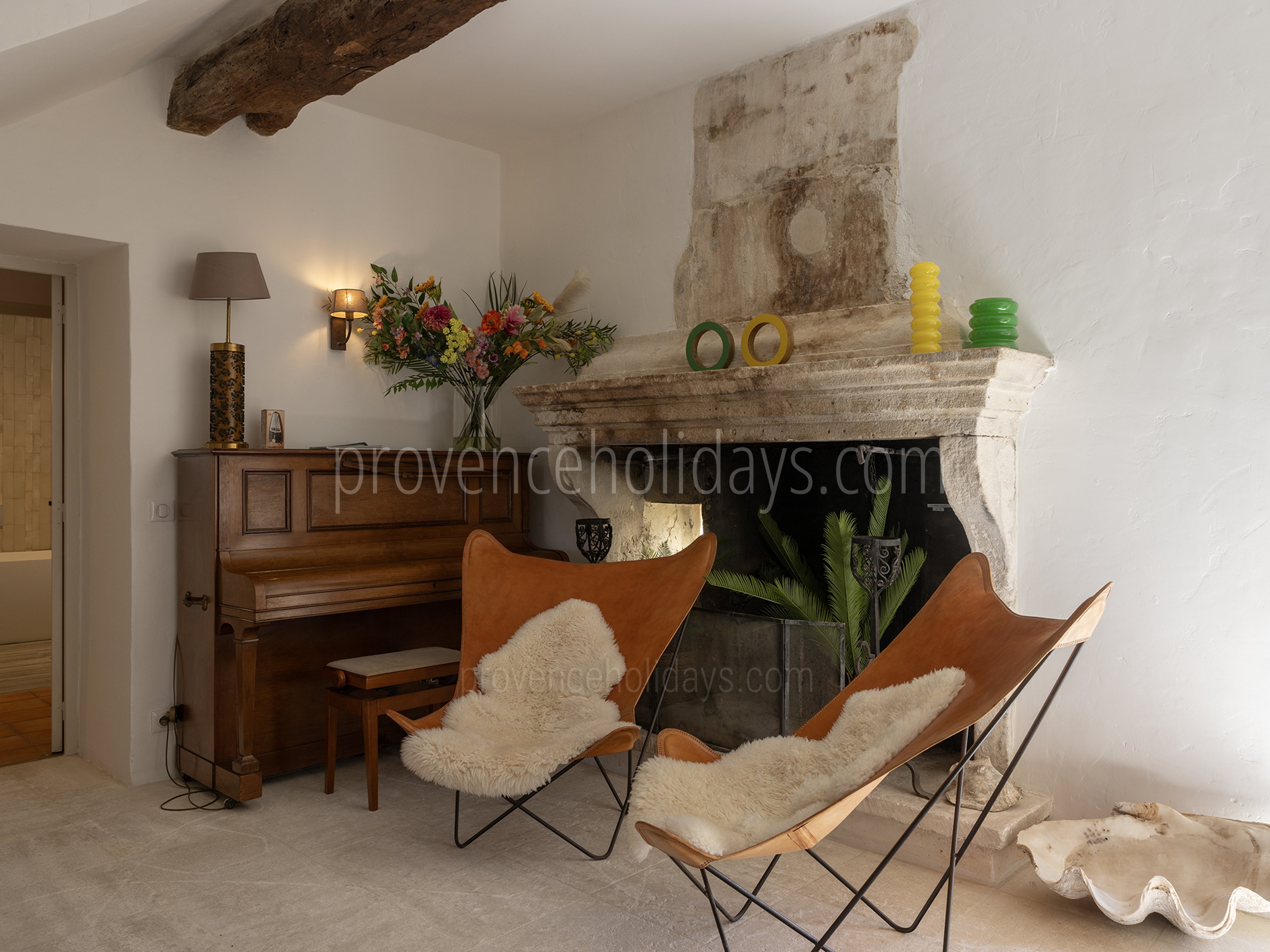 23 - Mas Vernet: Villa: Interior