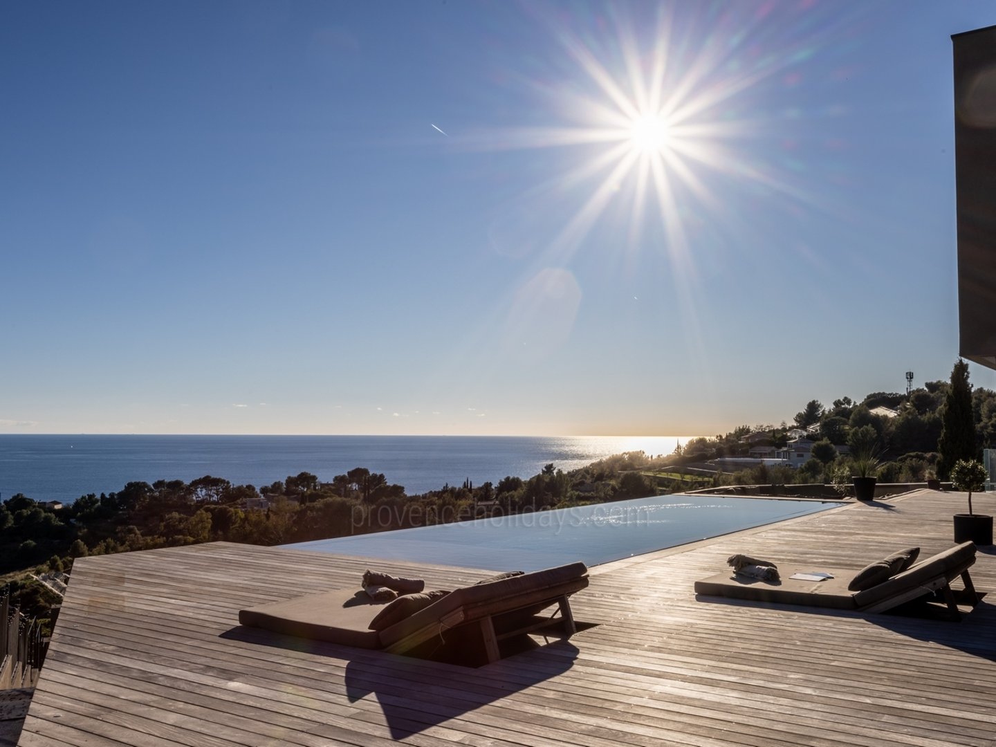 21 - Villa Bleue: Villa: Exterior